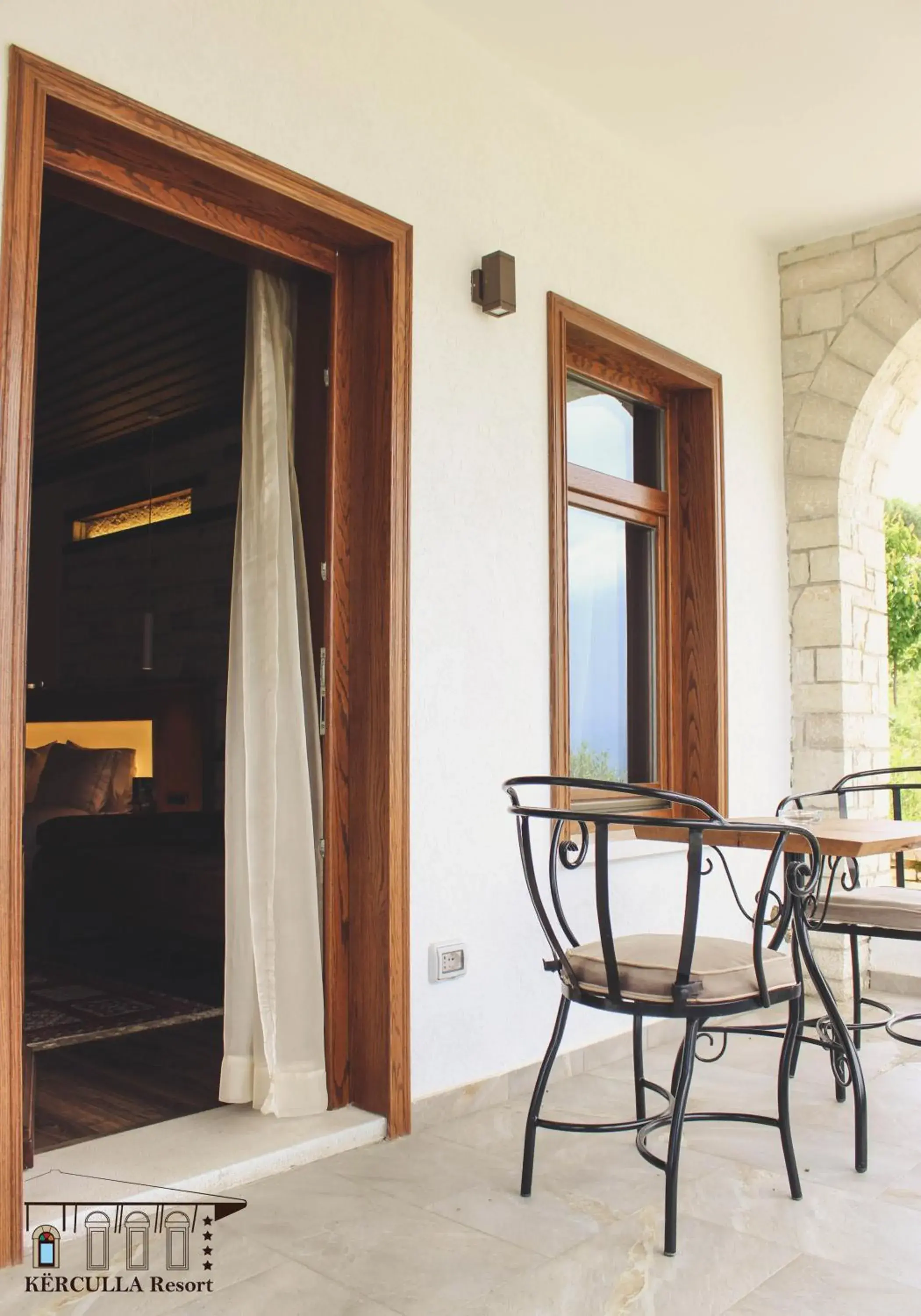 King Room with Balcony in KERCULLA Resort King Room with Balcony in KERCULLA Resort