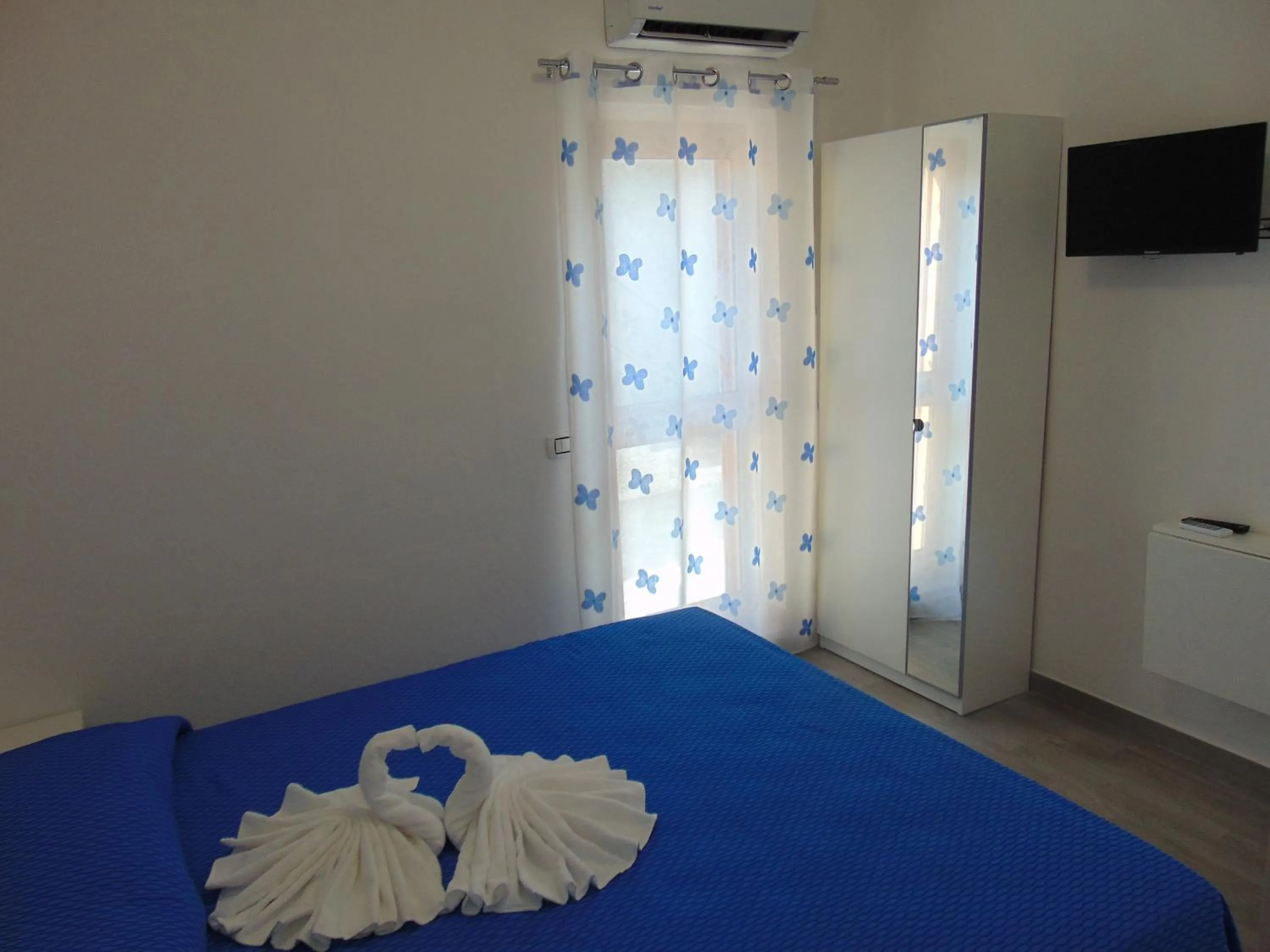 Photo of the whole room in Vista Mare B&B