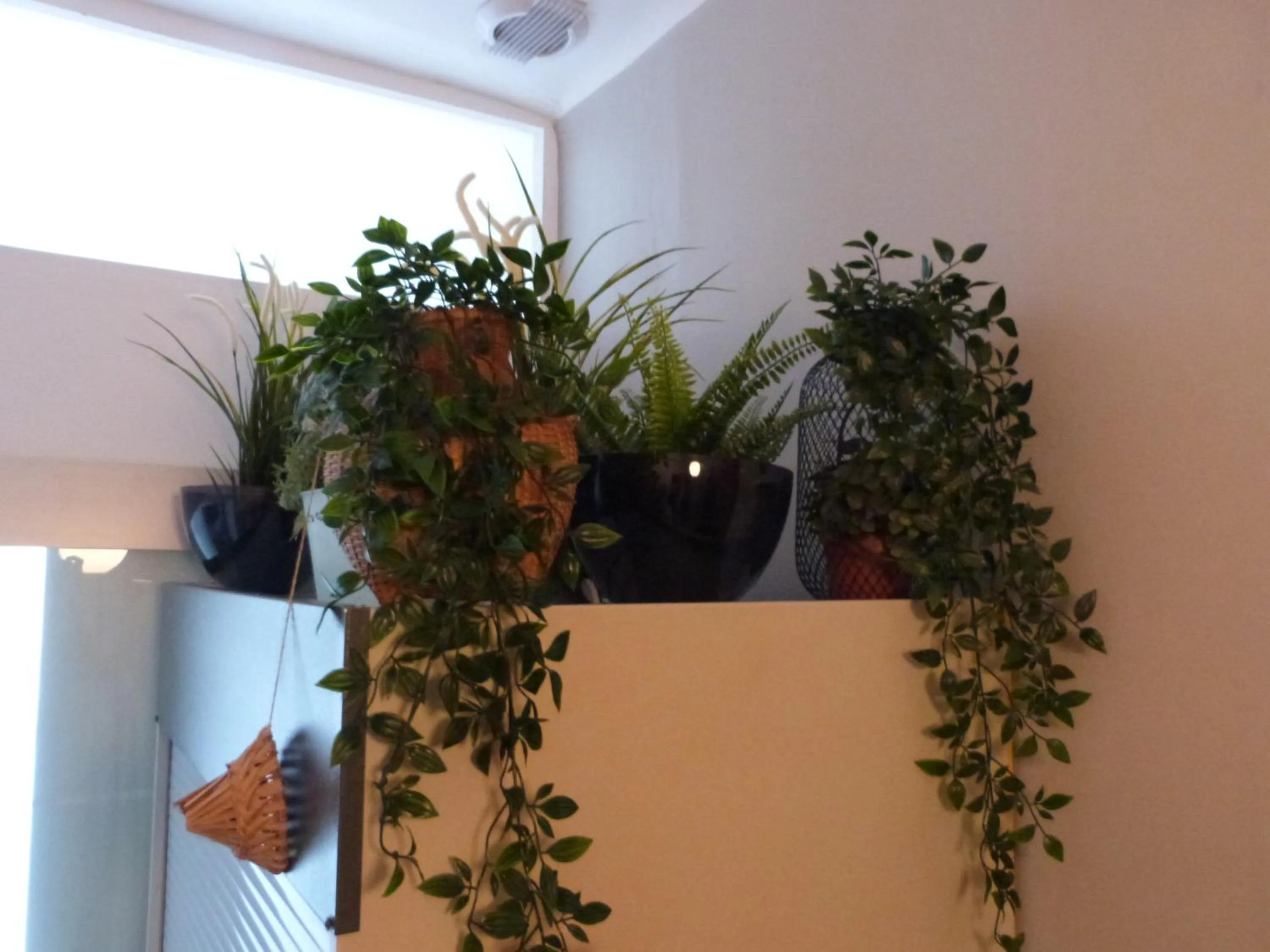 Decorative detail in Chambre d'hôtes La grotte de Voltaire