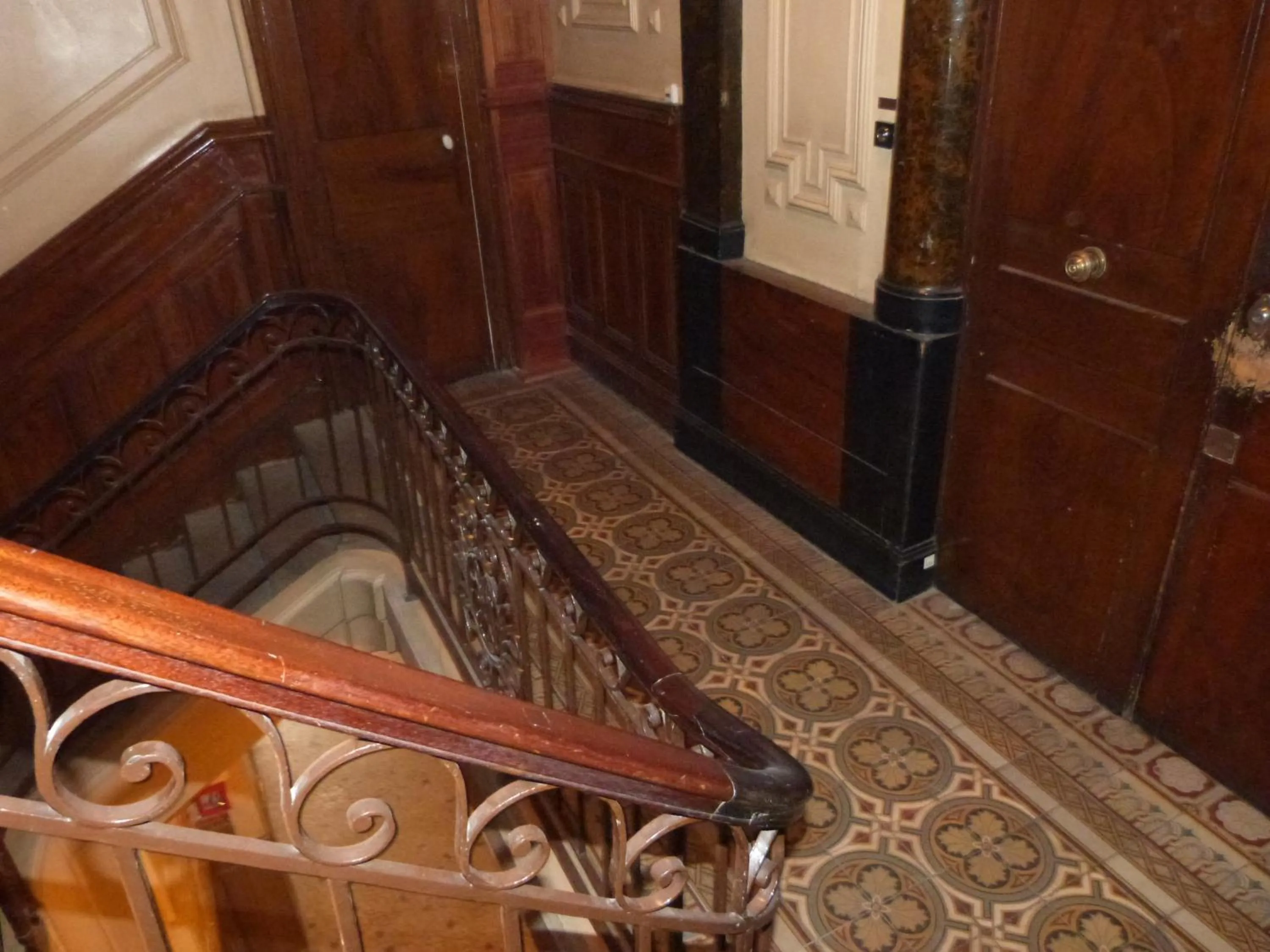 Property building in Chambre d'hôtes La grotte de Voltaire