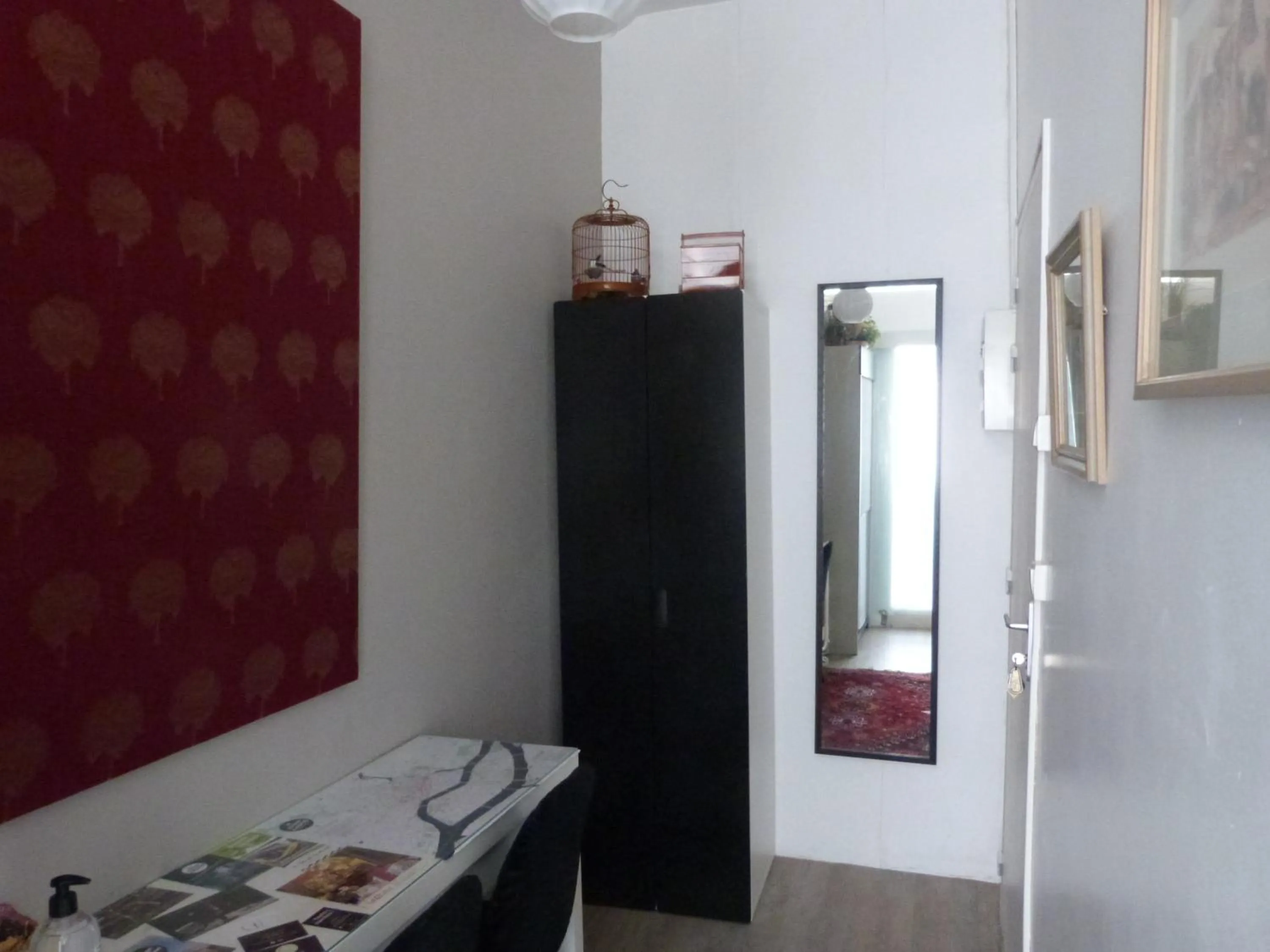 Bed in Chambre d'hôtes La grotte de Voltaire