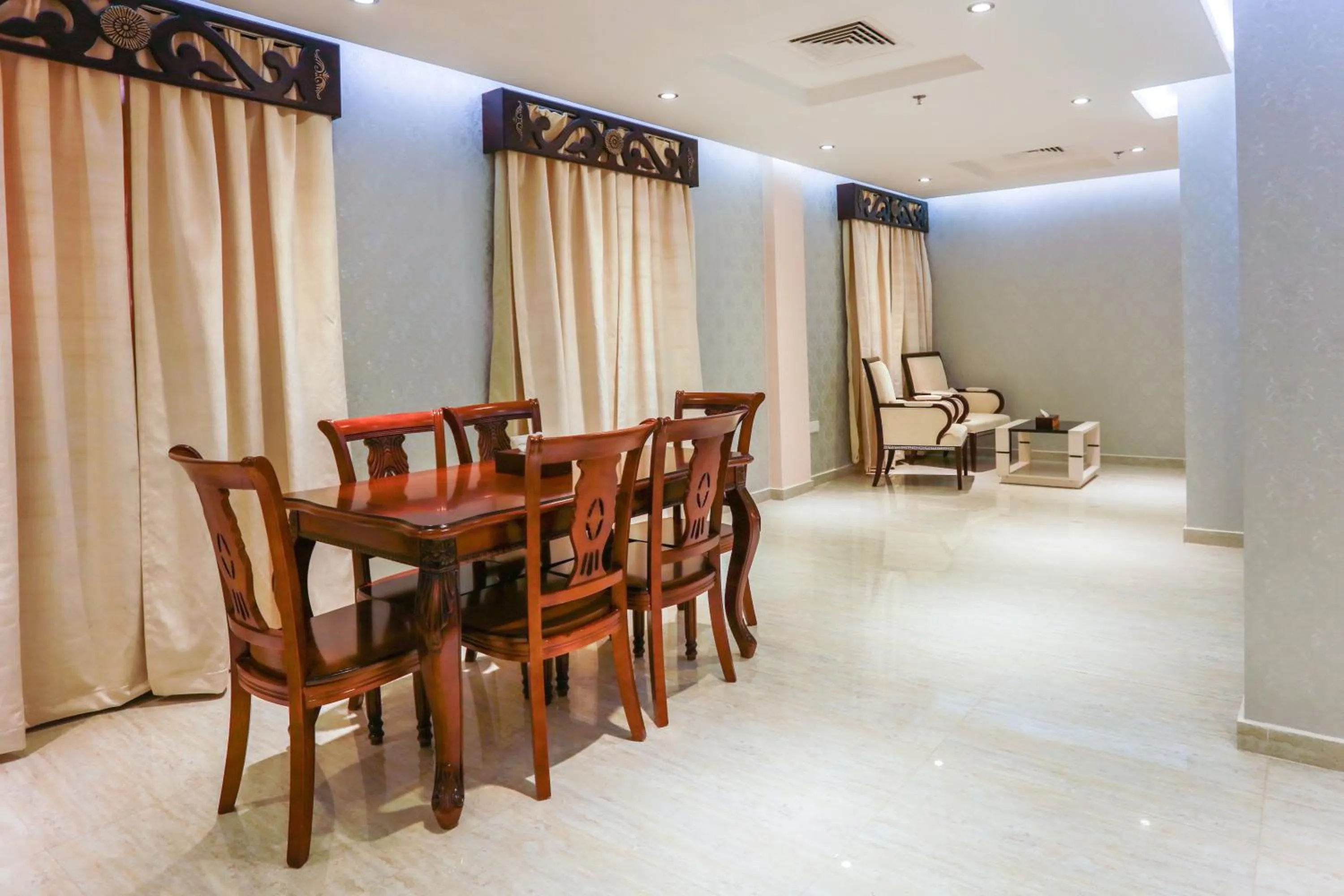 Dining area in فندق هلا ان