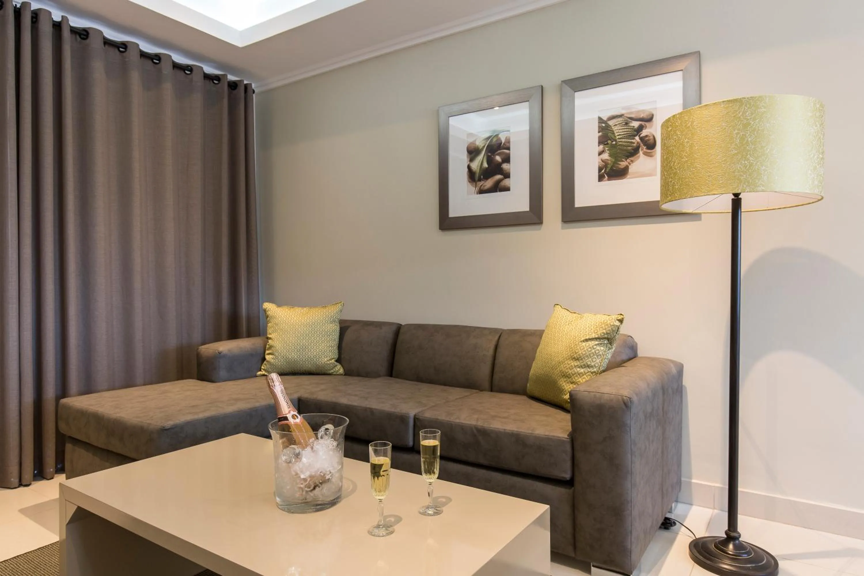 Living room in Savannah Park Luxury Apartments