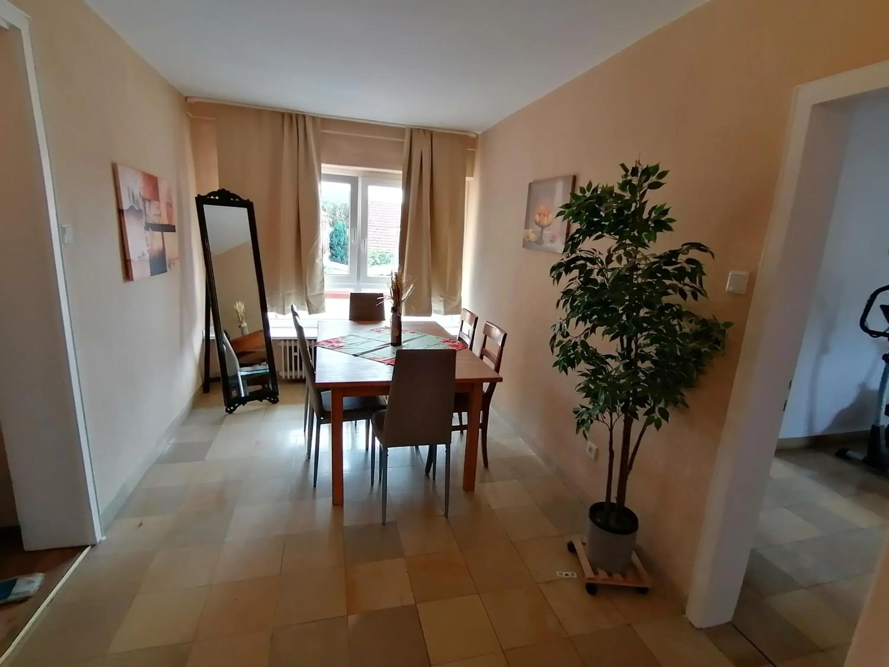 Three-Bedroom Apartment in La Stella Three-Bedroom Apartment in La Stella