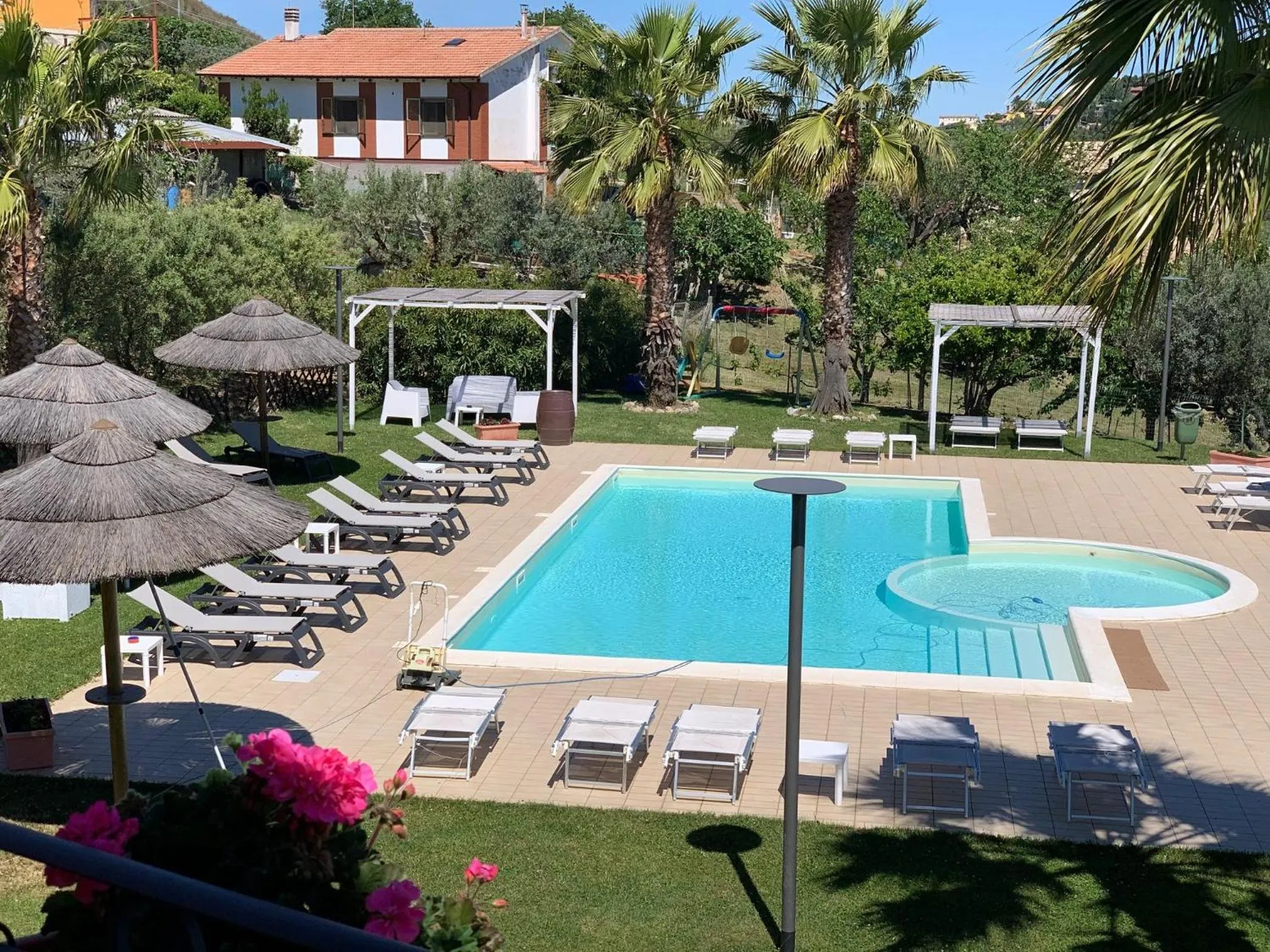 Swimming pool in Villa Susanna Degli Ulivi - Resort & Spa