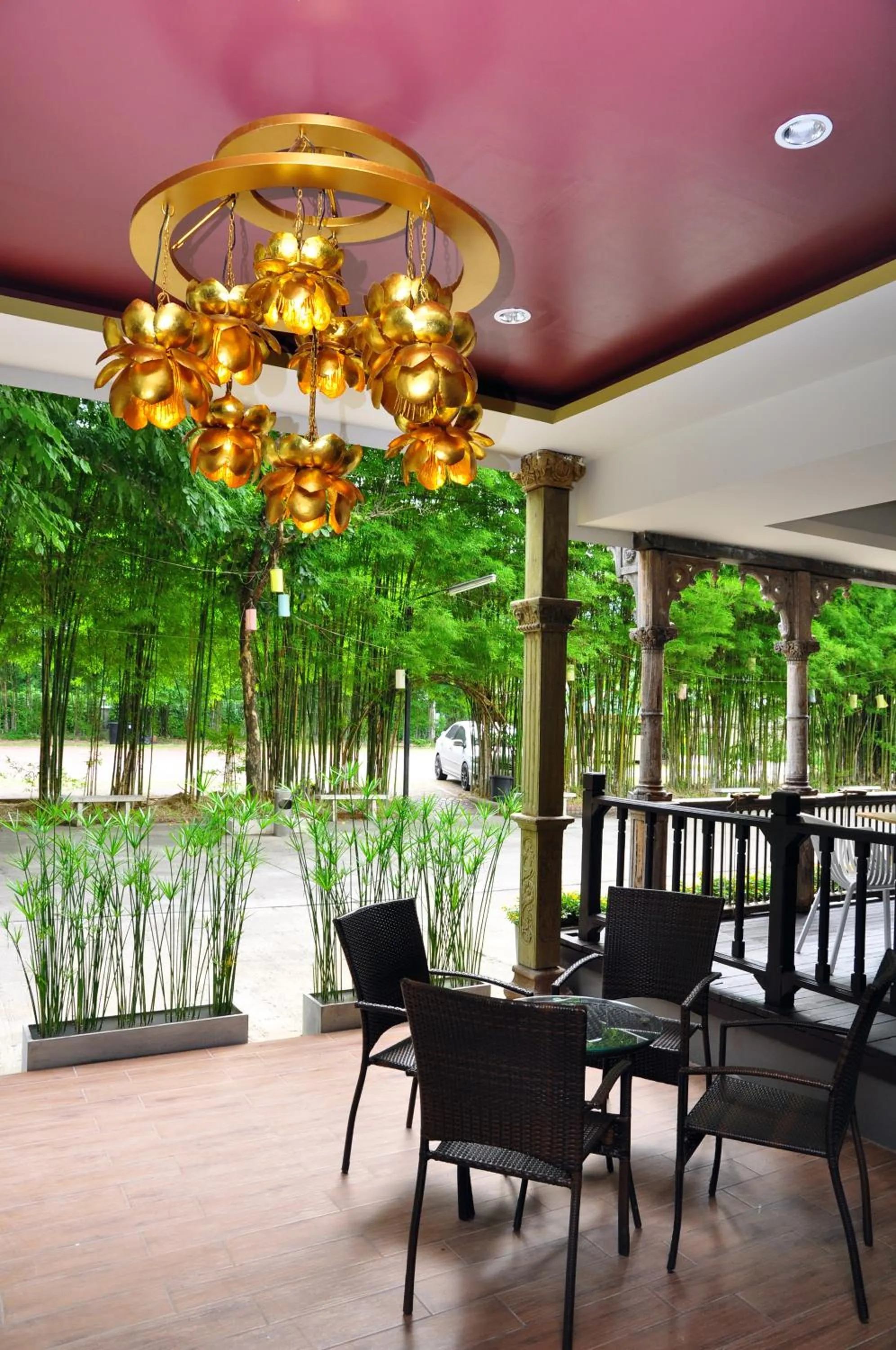 Restaurant/places to eat in Chiangmai S.P. Hotel