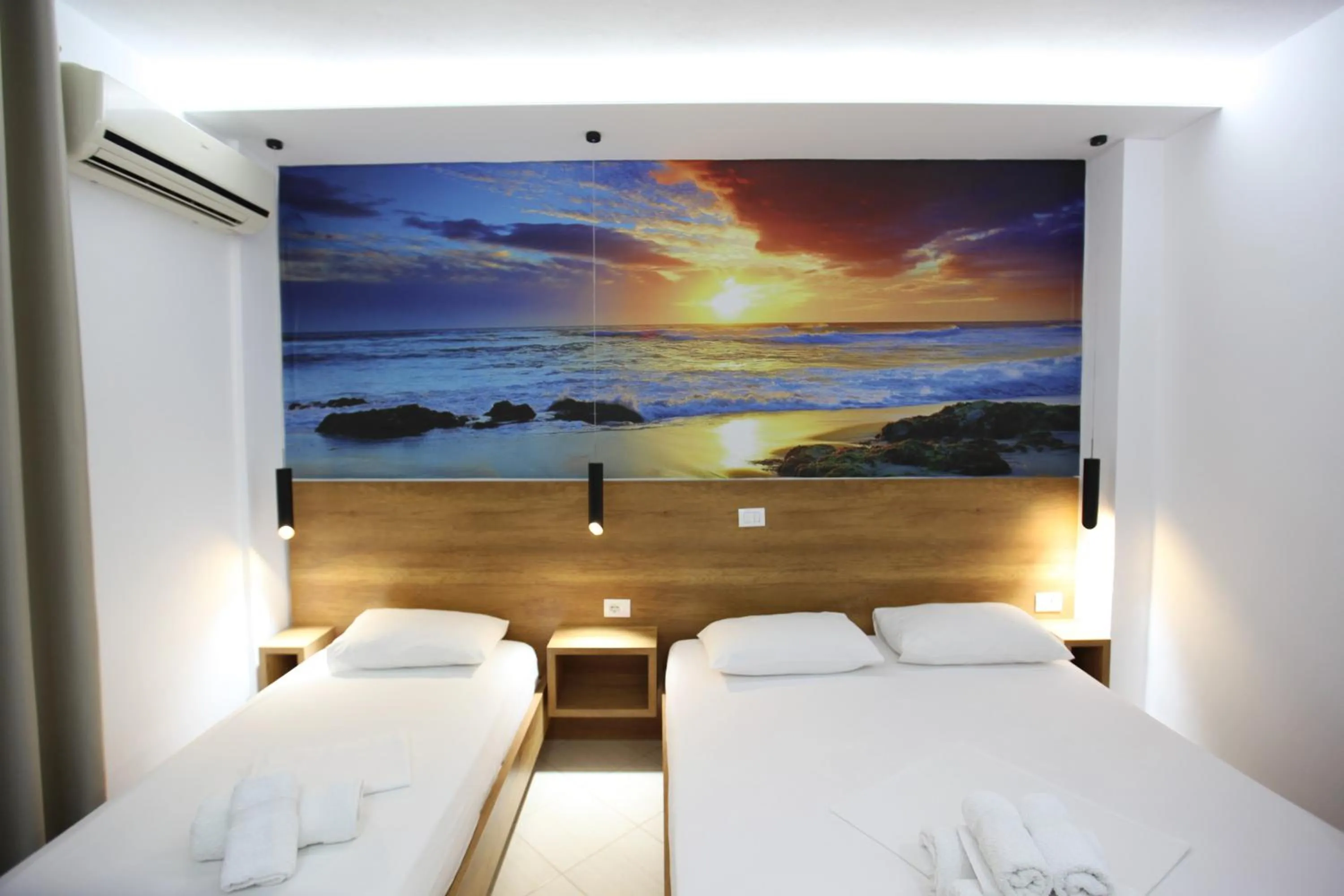 Bed in Ksamil Central Park Hotel