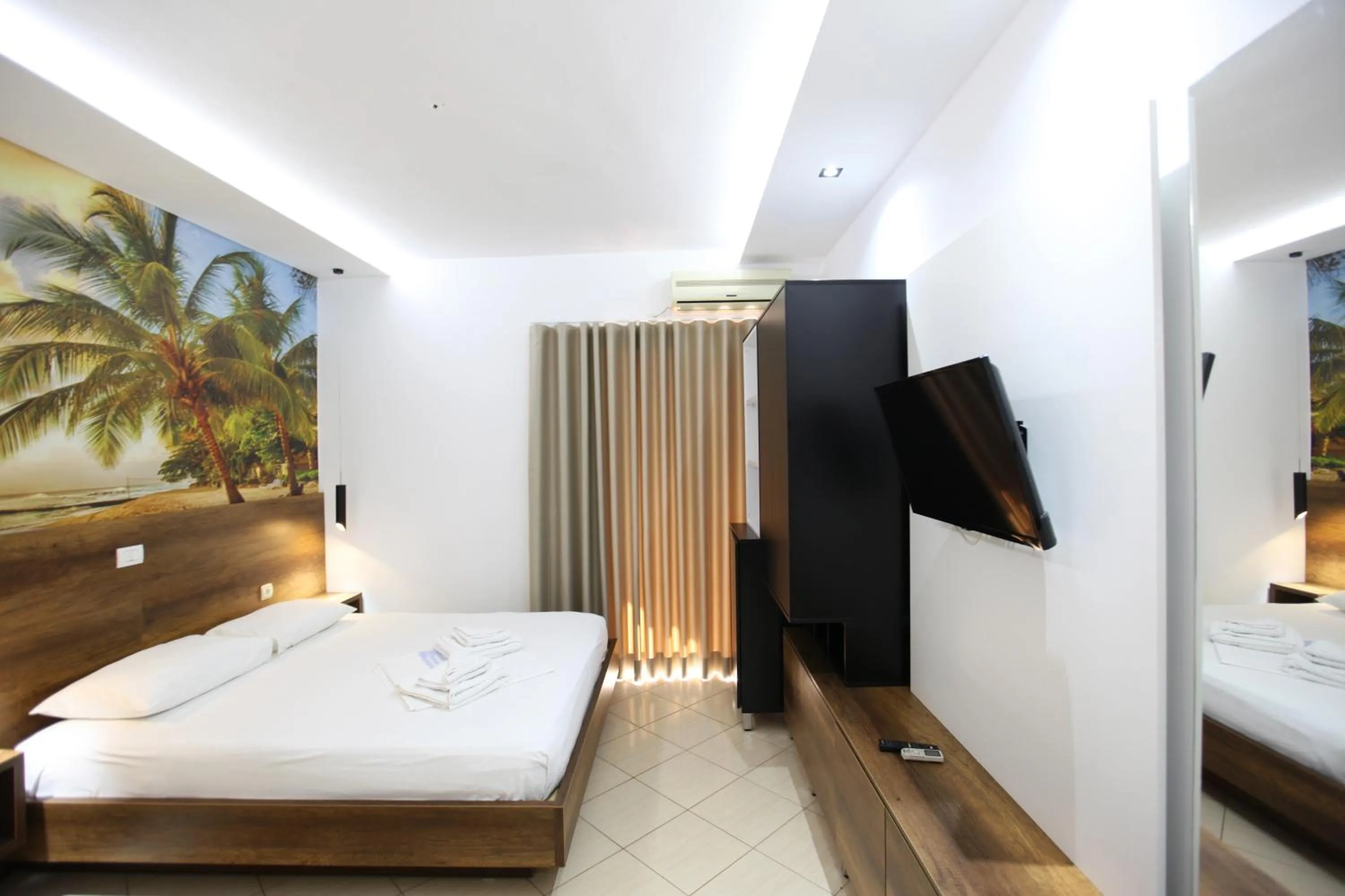 Photo of the whole room, Bed in Ksamil Central Park Hotel