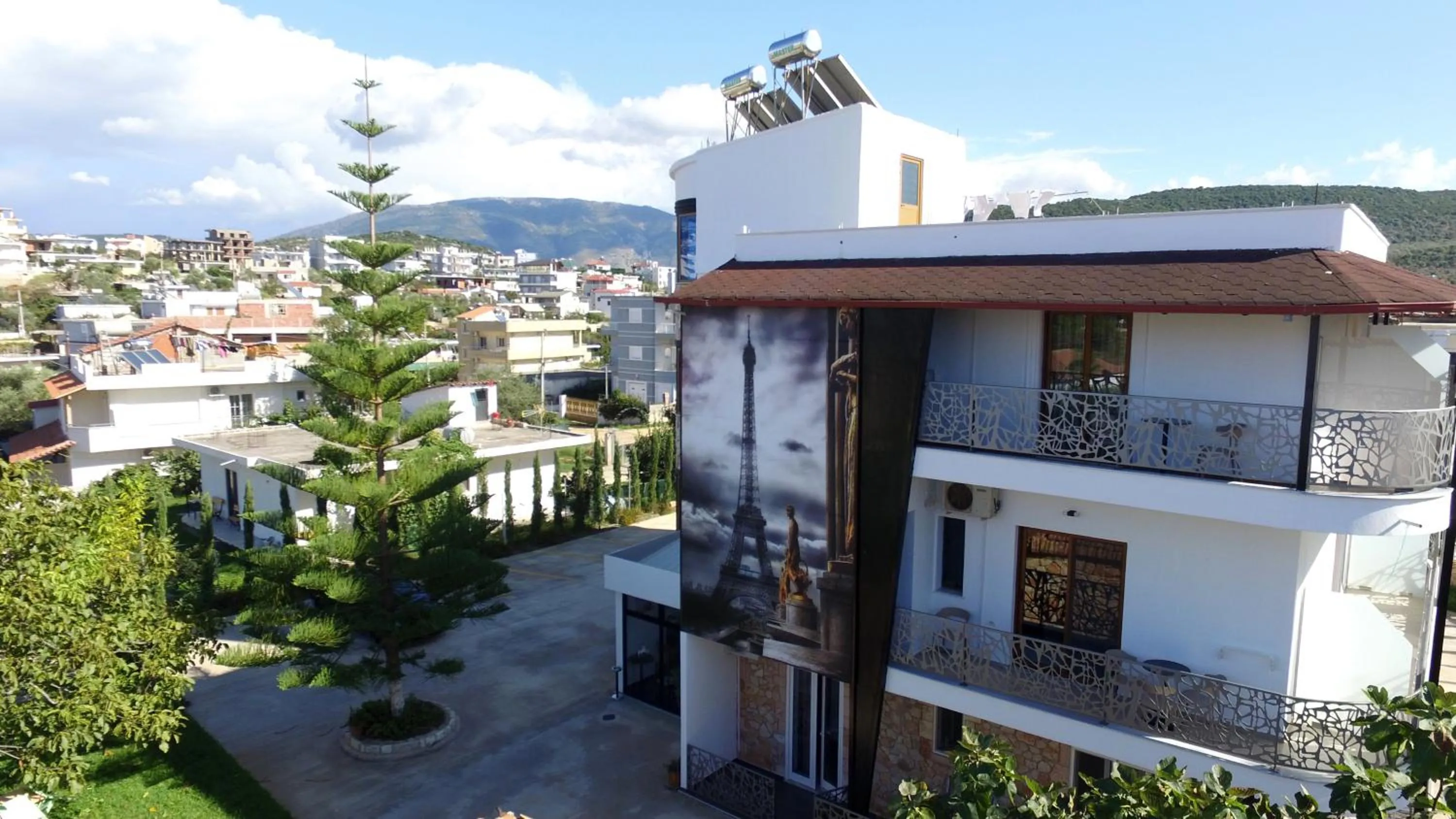 Facade/entrance in Ksamil Central Park Hotel
