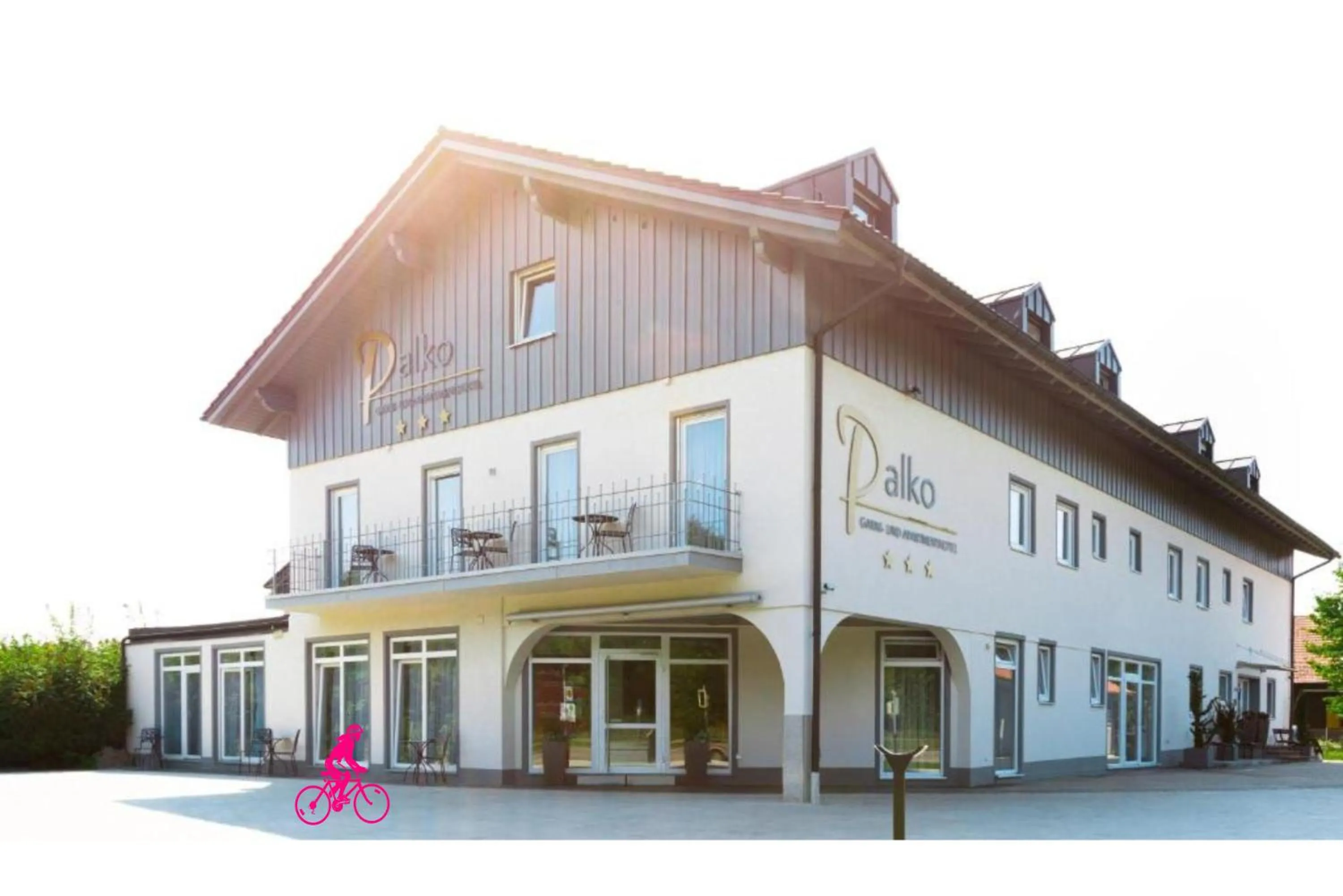 Property building in Hotel Palko