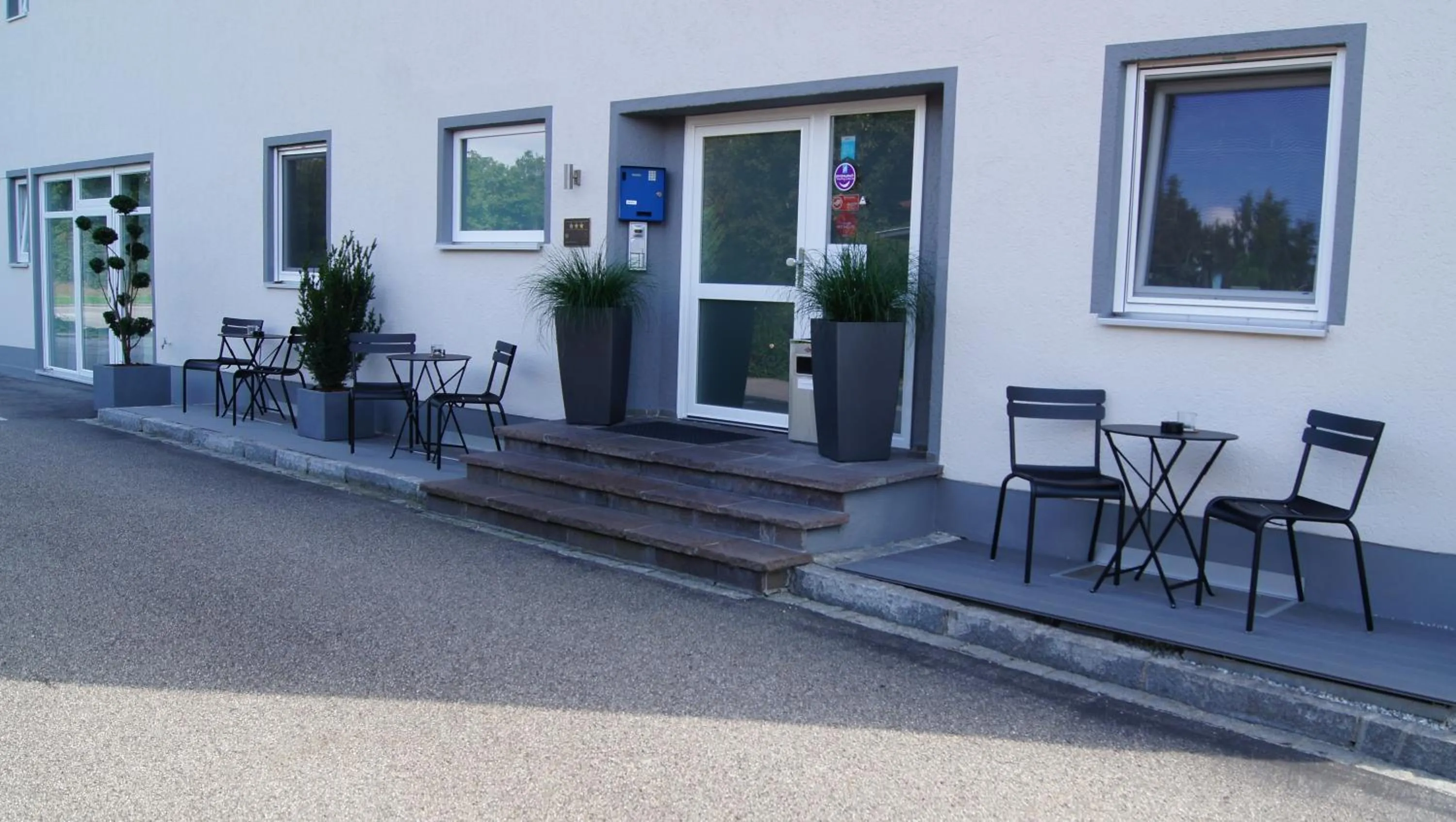 Facade/entrance in Hotel Palko