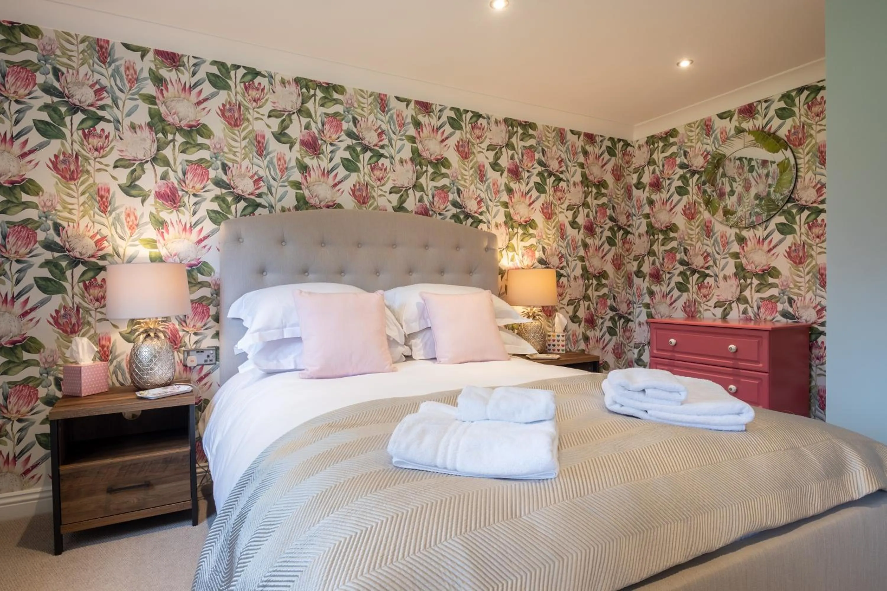 Bedroom, Bed in The Horseshoe Country Inn