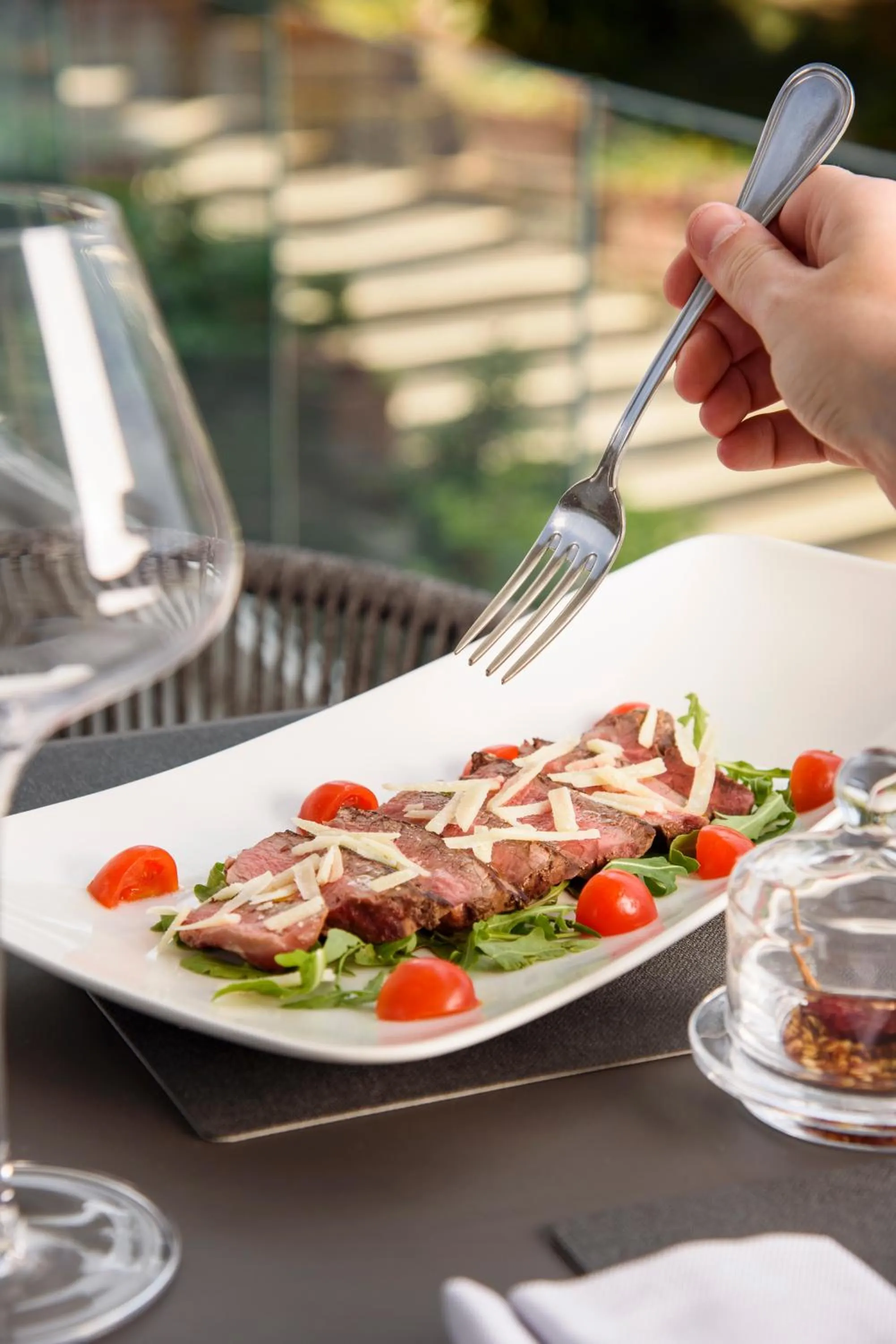 Restaurant/places to eat in Hotel Metropole