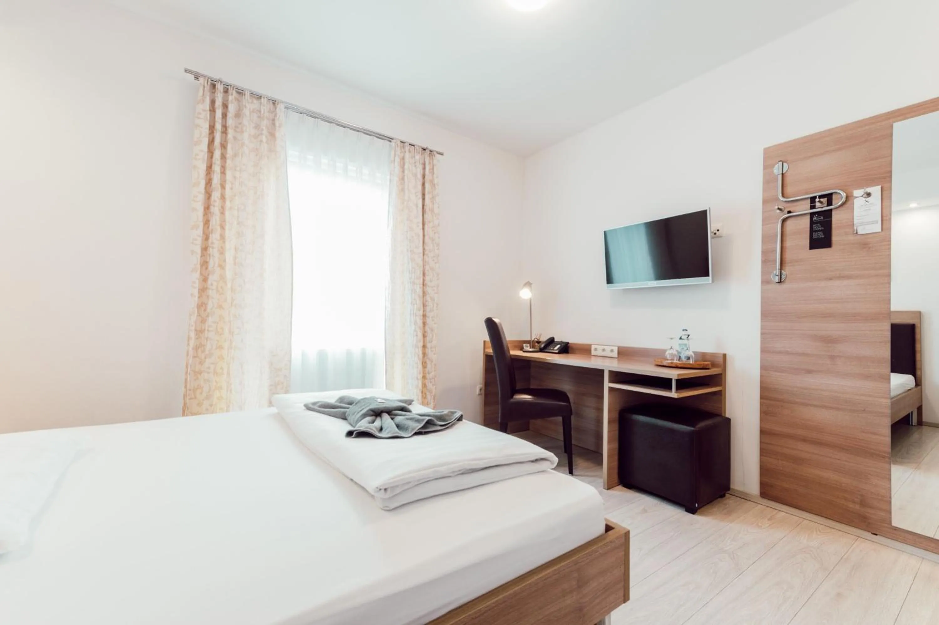 Photo of the whole room, Bed in Aparthotel Othello