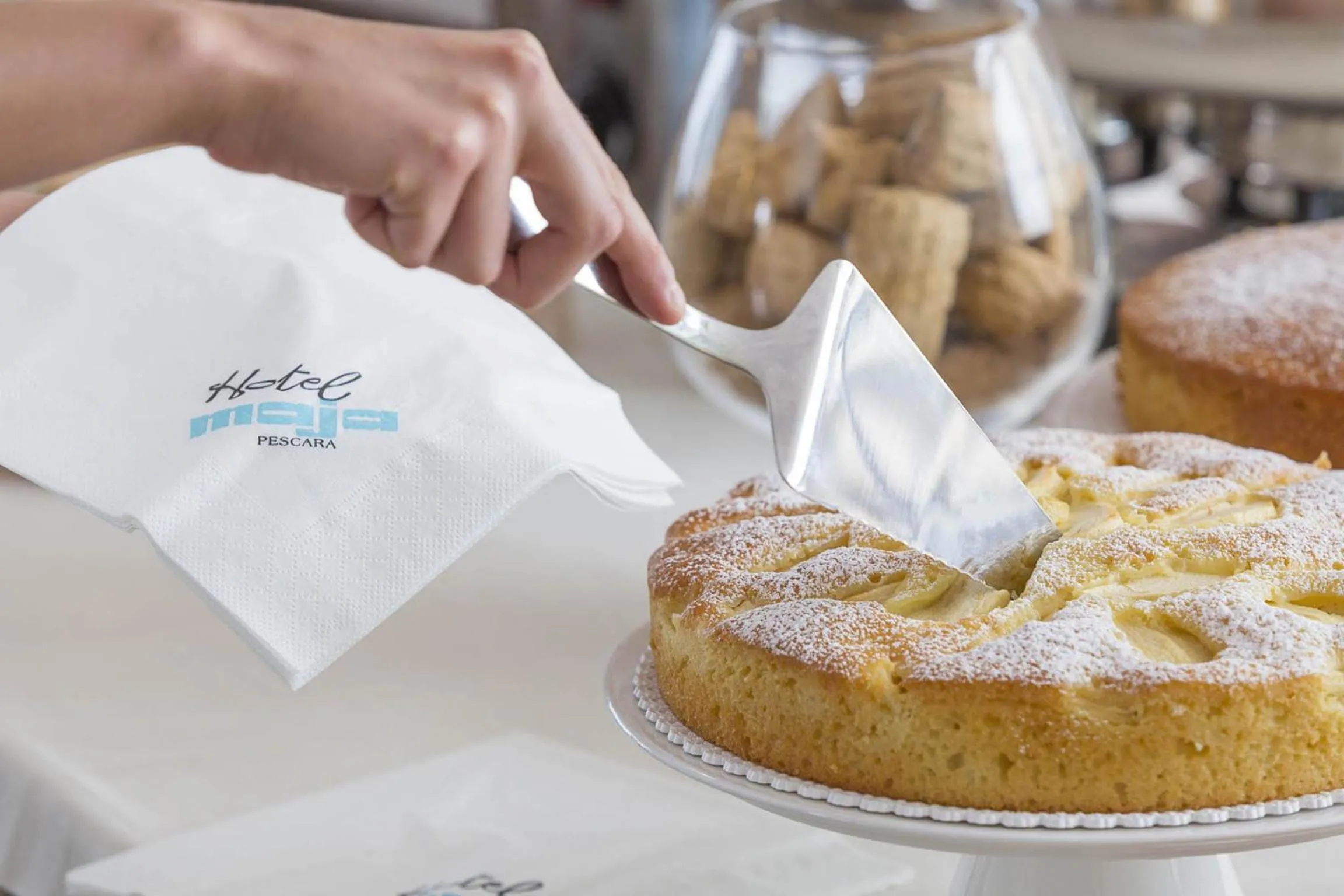 Food and drinks in Hotel Maja