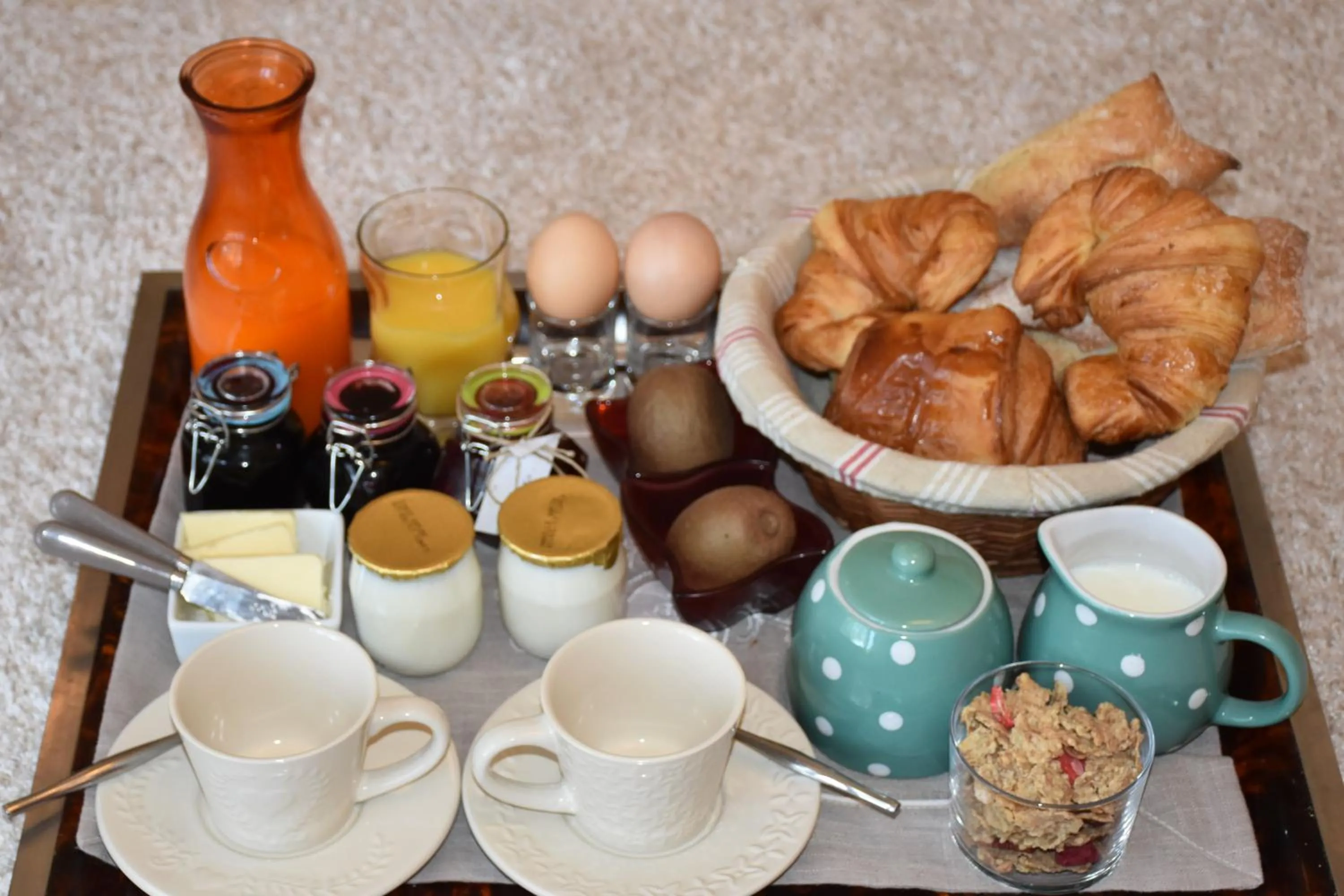 Continental breakfast in Les Jardins d'Eleusis