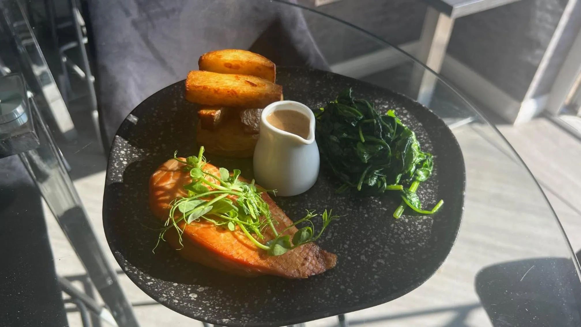 Food in The Avenue Hotel Ltd