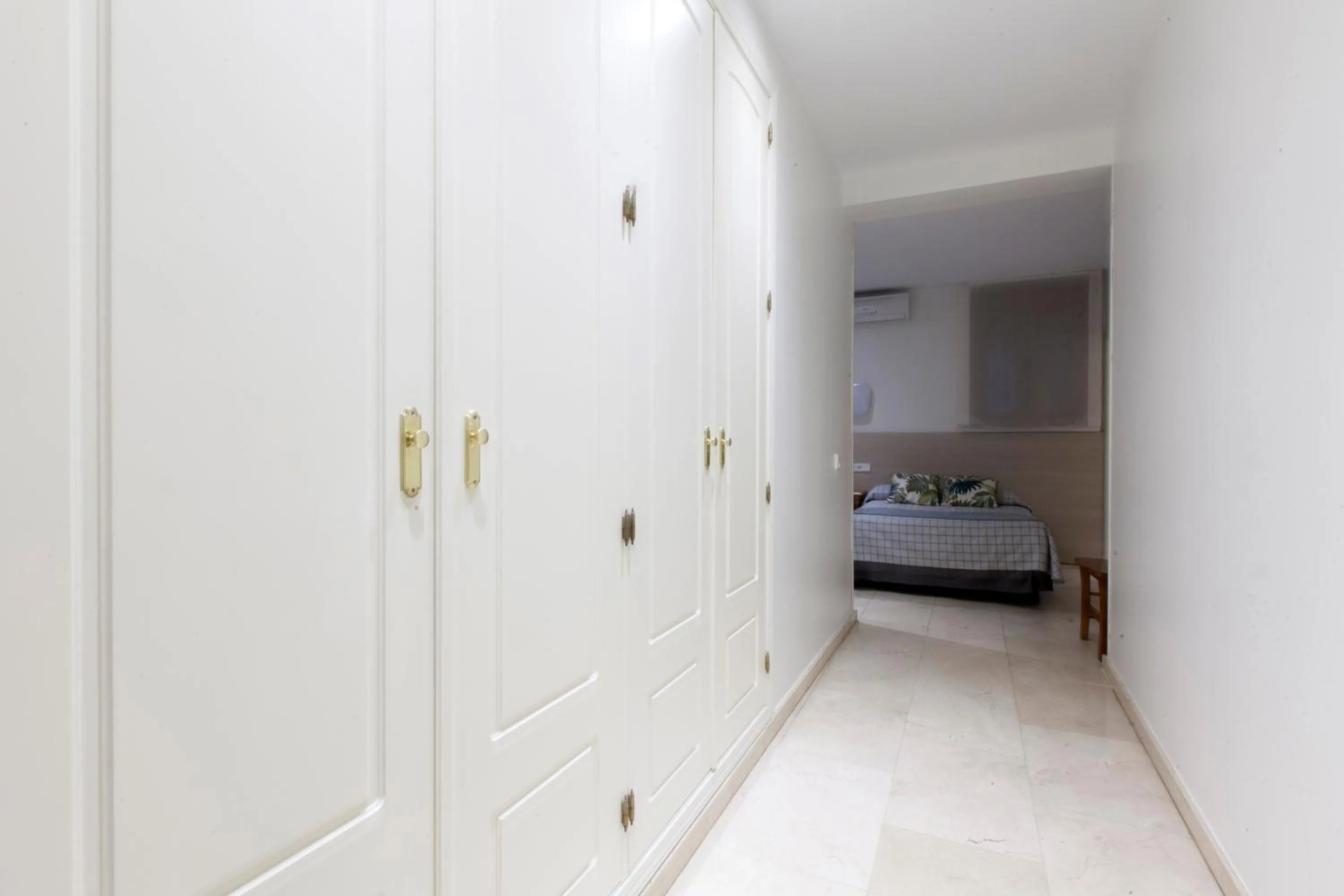 Bathroom, Bed in Hostal Castilla II Puerta del Sol