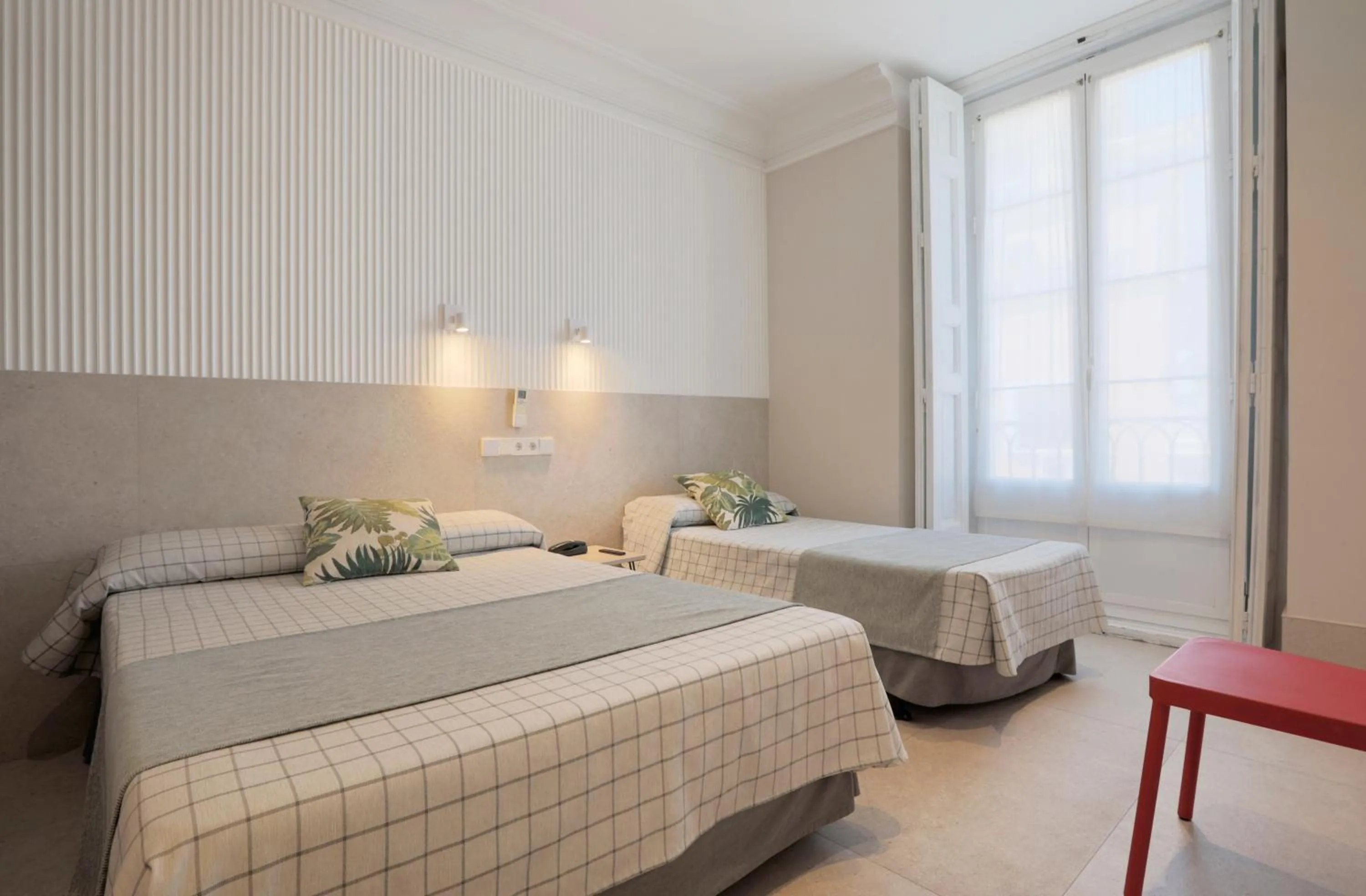 Photo of the whole room, Bed in Hostal Castilla II Puerta del Sol