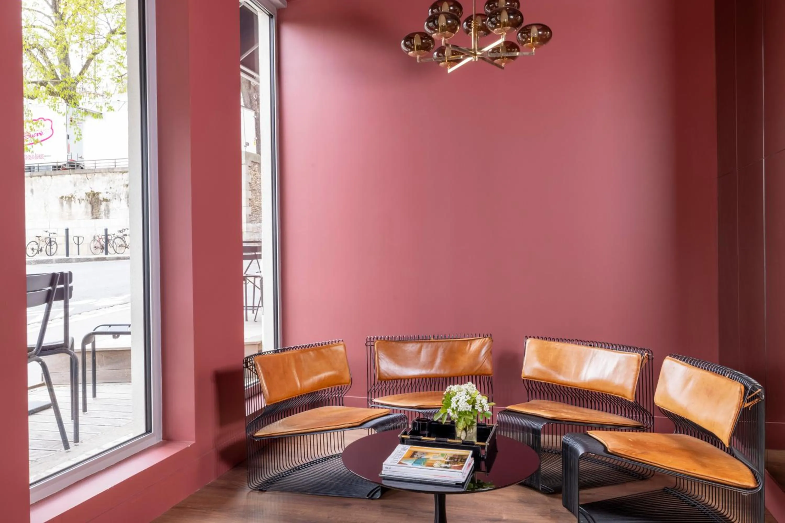 Living room in LHotel - face au château - boutique hôtel et séminaires