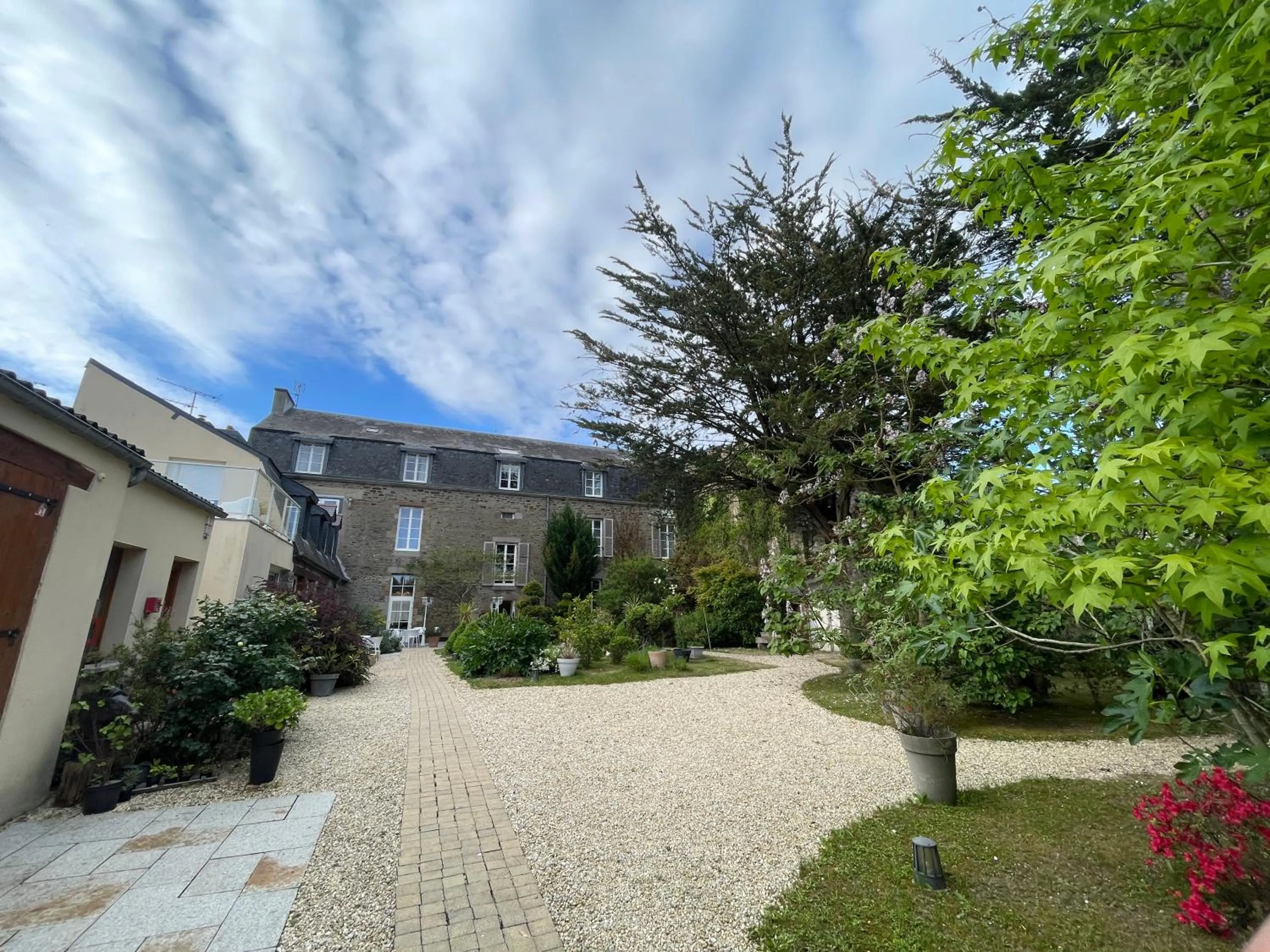 Property building in Hôtel Victor Hugo