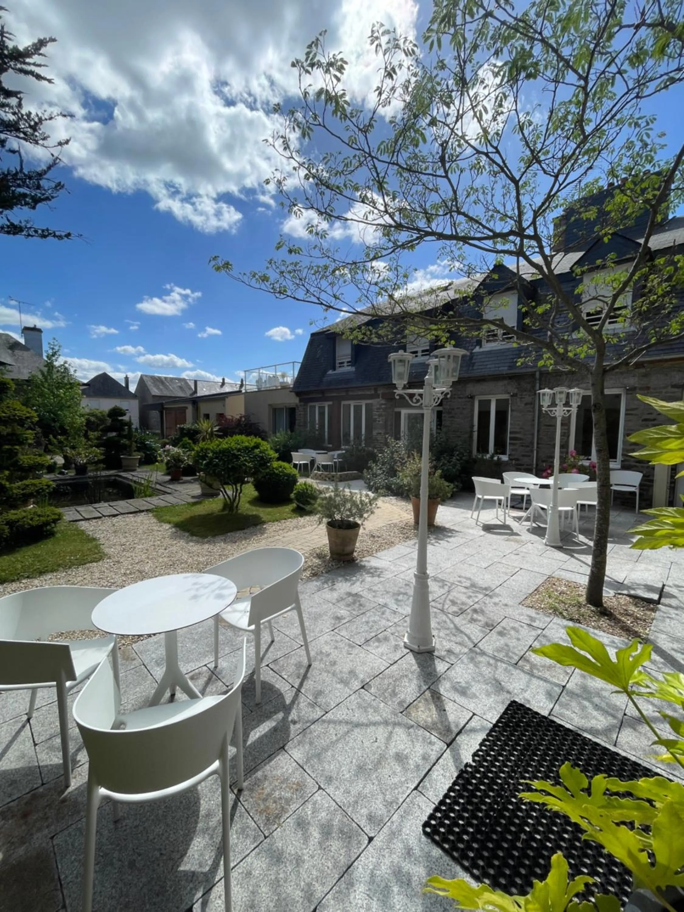 Property building in Hôtel Victor Hugo