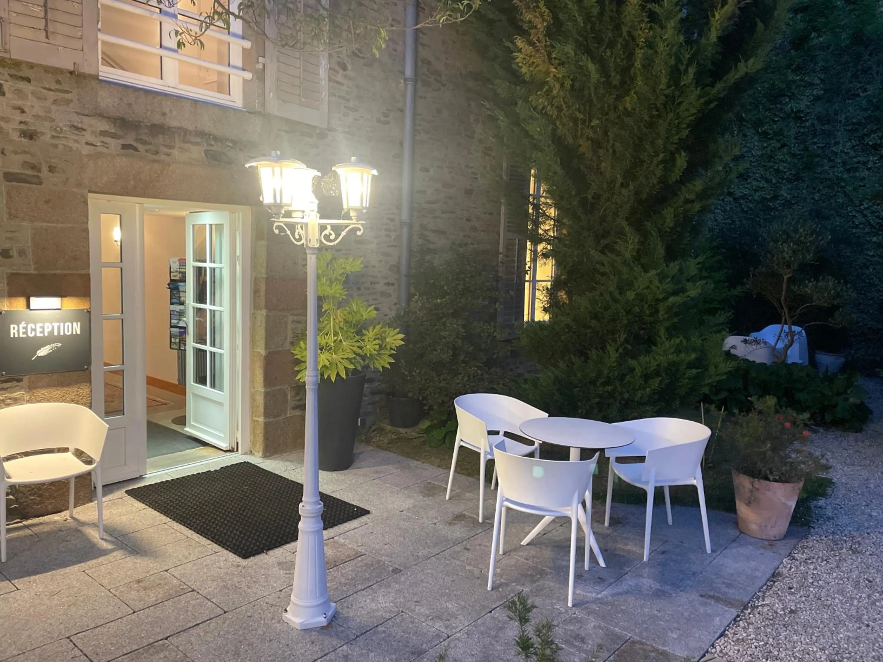 Property building in Hôtel Victor Hugo