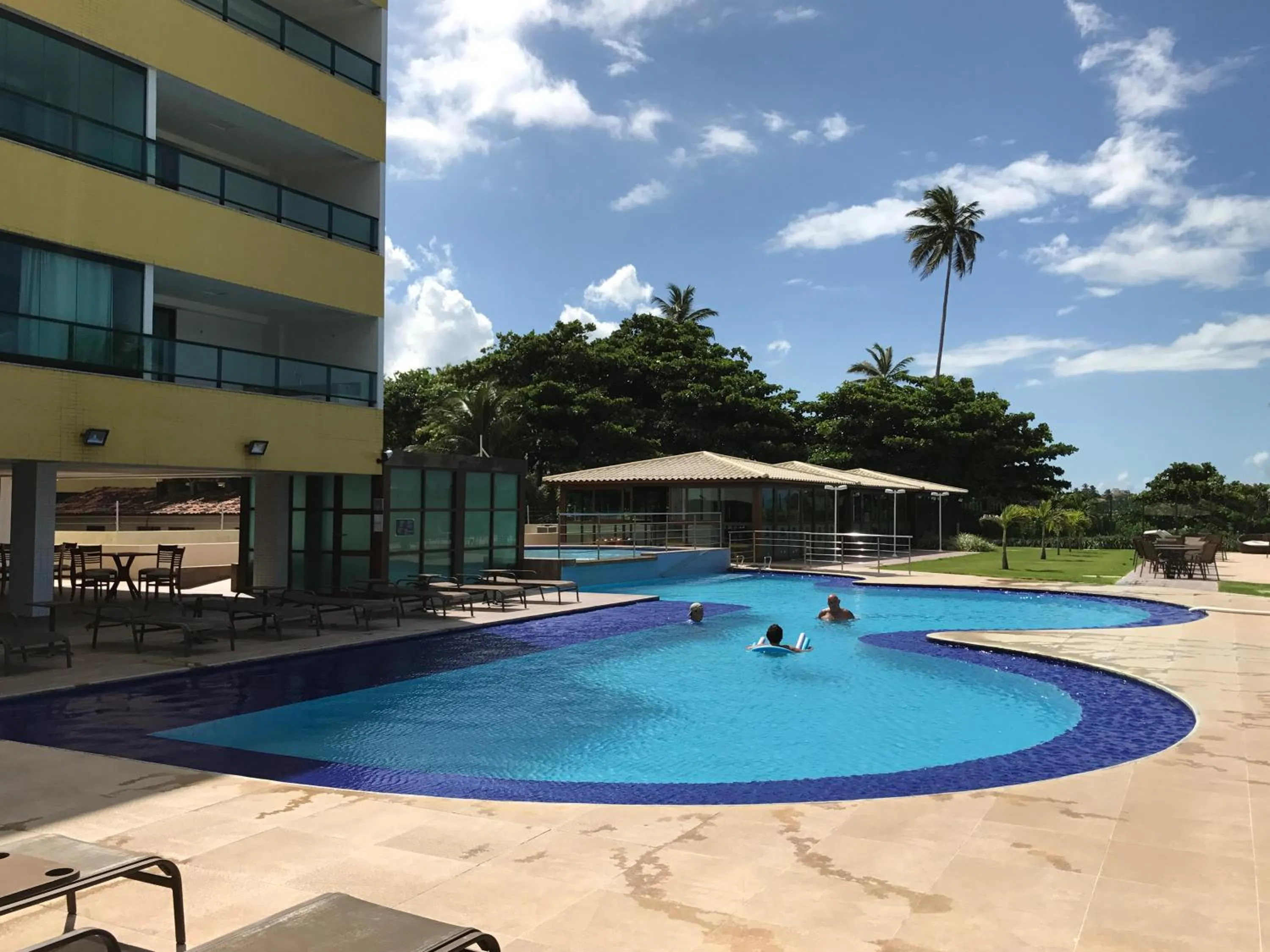 Swimming pool in Luxor Tabatinga Beira Mar