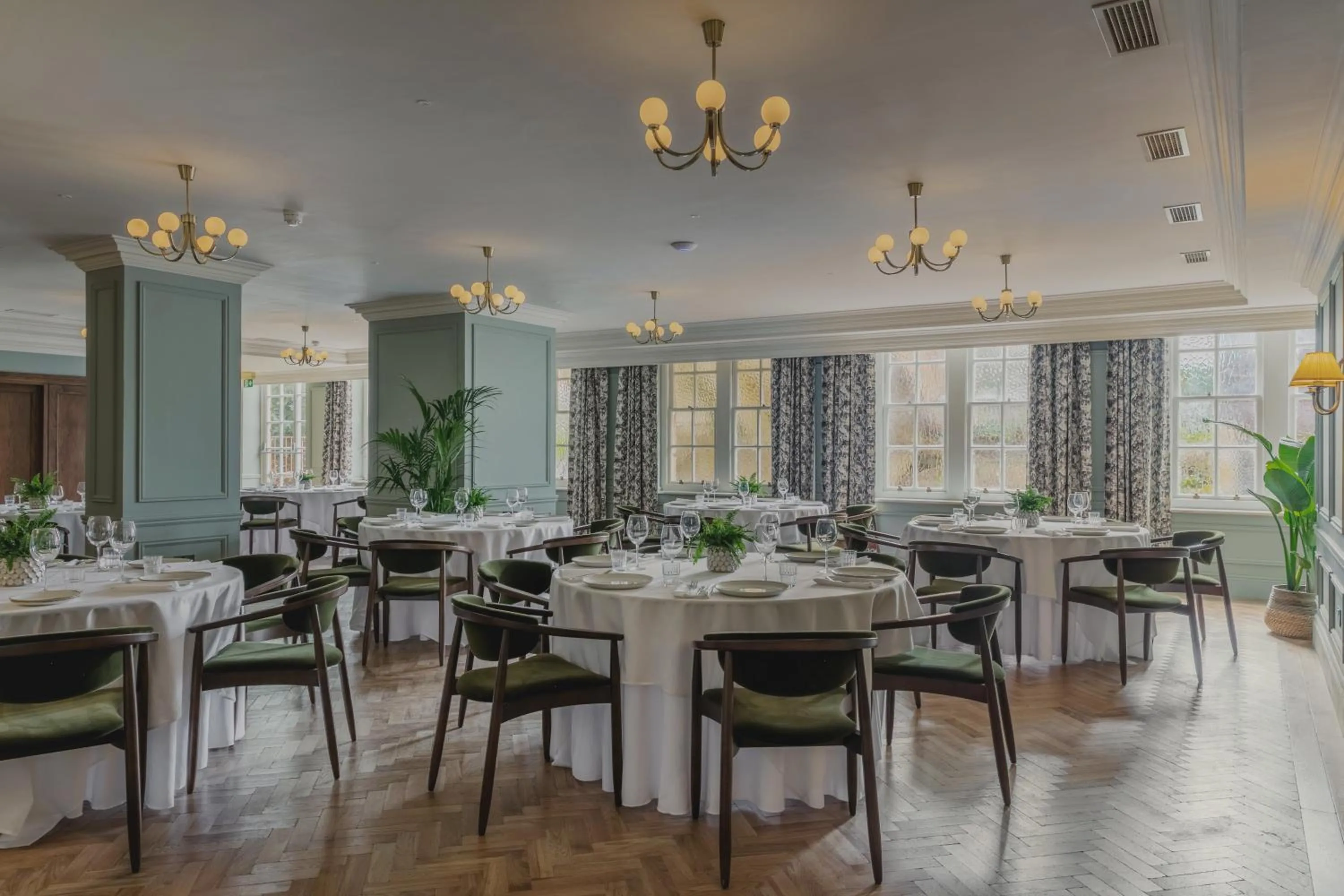 Meeting/conference room in The Queens Hotel