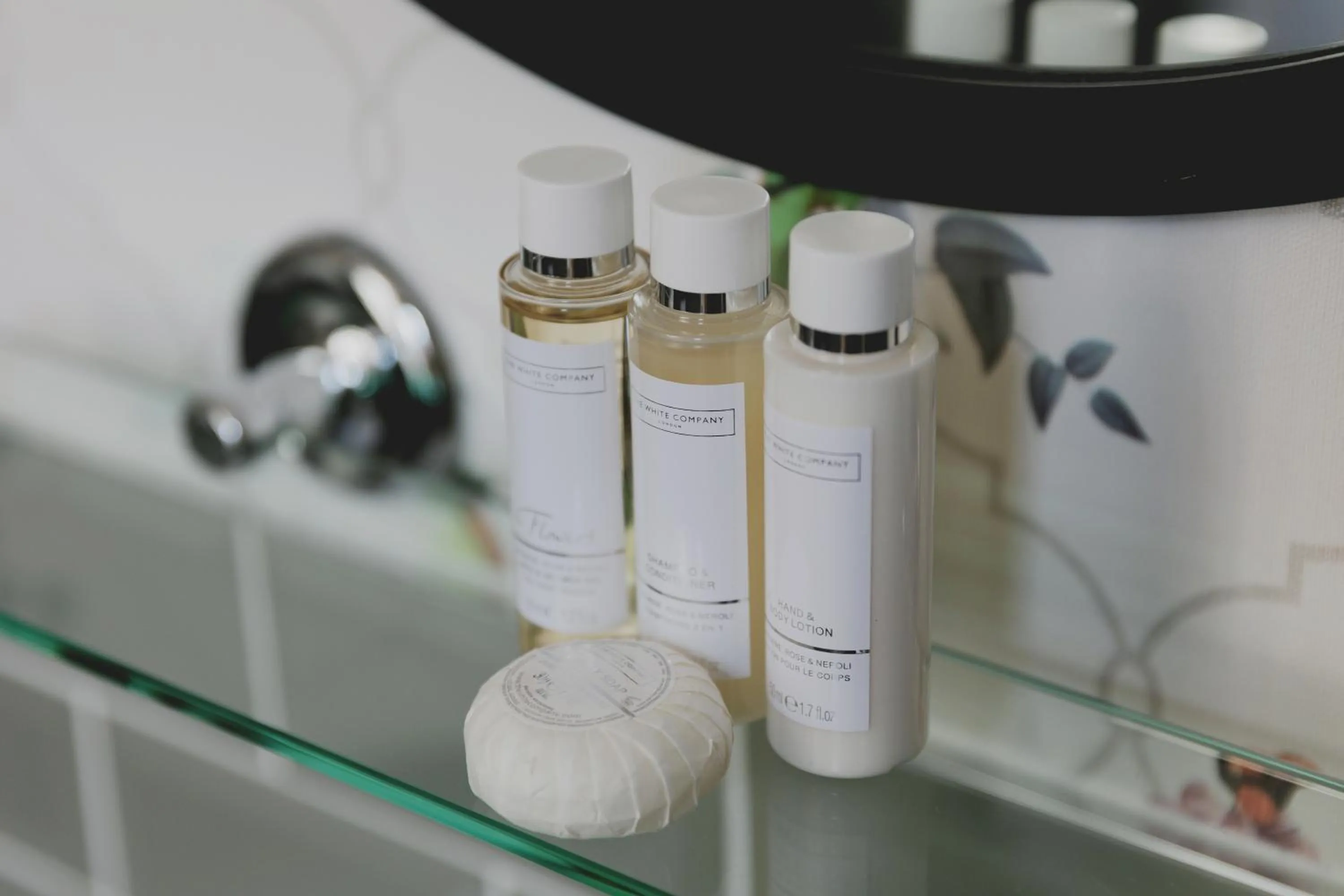 Bathroom in The Queens Hotel