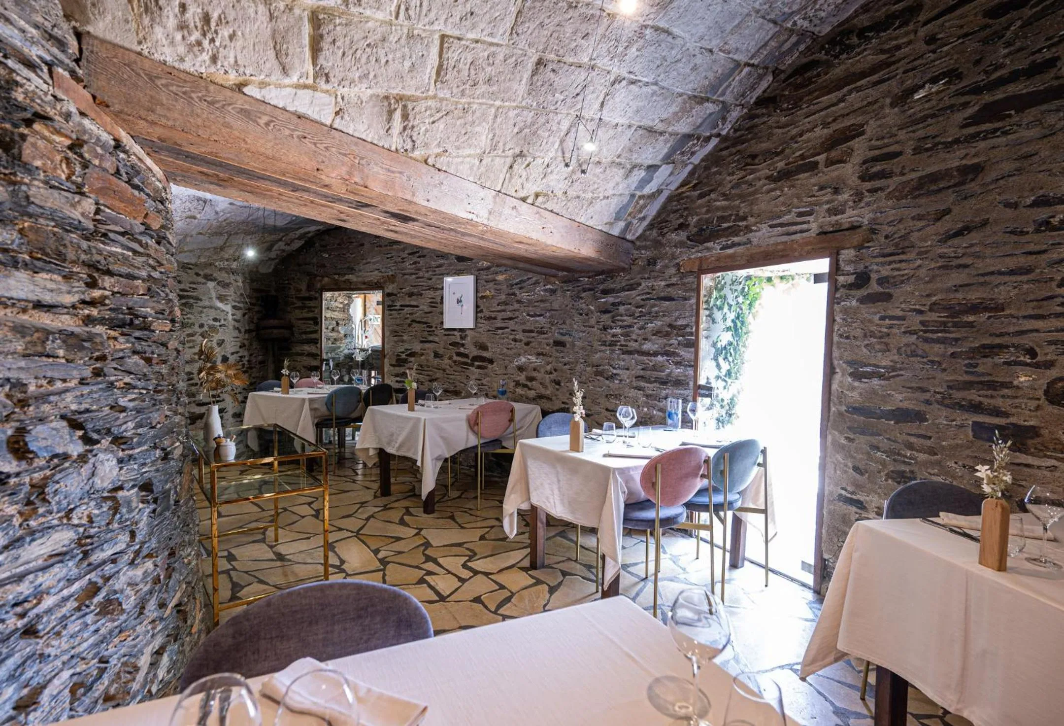 Restaurant/places to eat in Logis Hôtel Domaine du Moulin Cavier - Restaurants & Spa