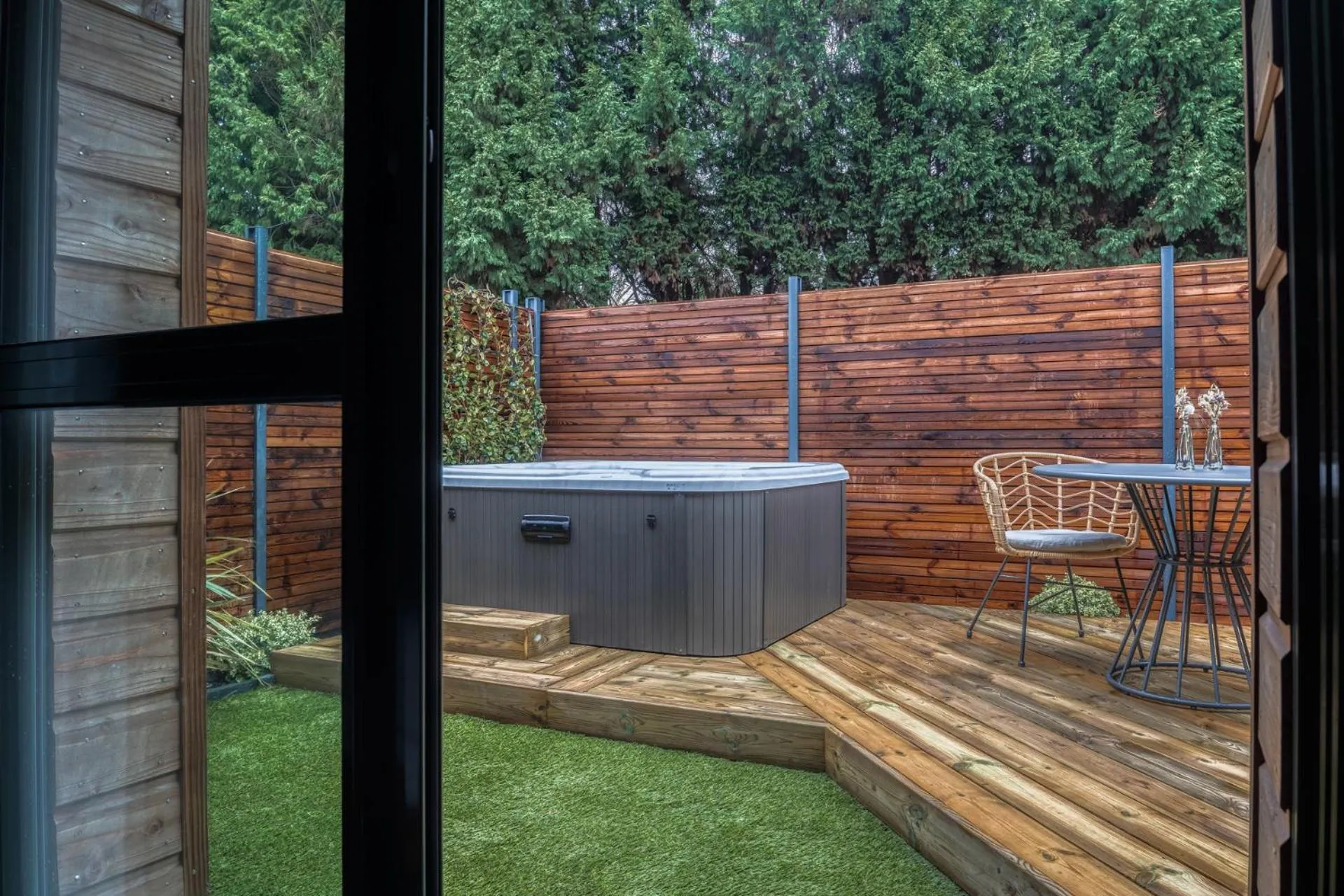 Patio in Logis Hôtel Domaine du Moulin Cavier - Restaurants & Spa