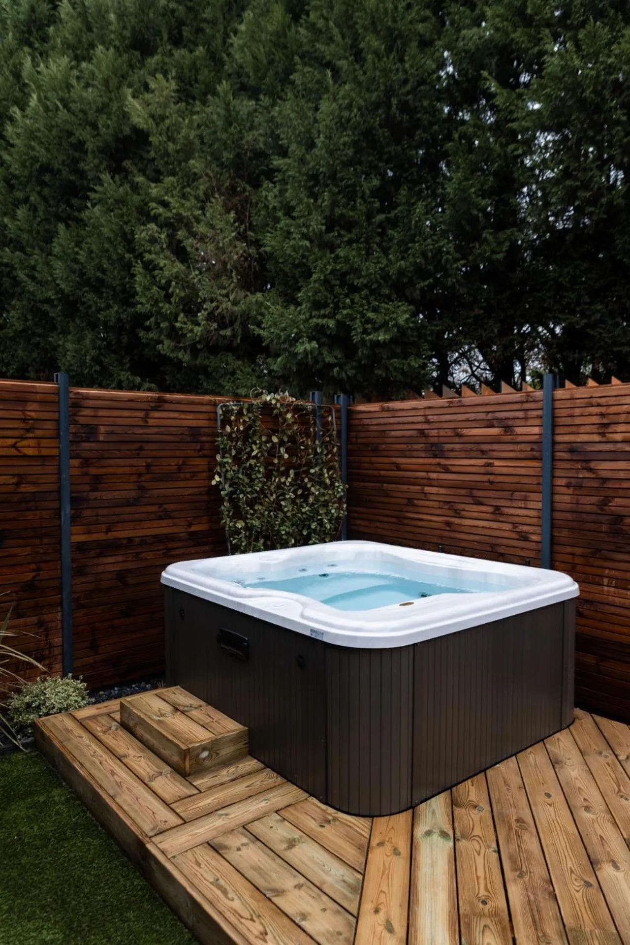 Garden in Logis Hôtel Domaine du Moulin Cavier - Restaurants & Spa