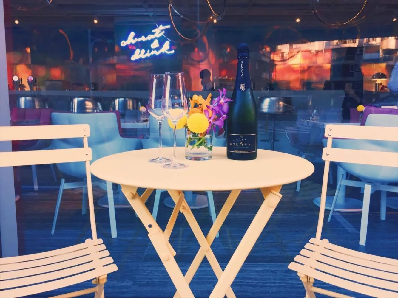 Restaurant/places to eat in Hotelpoispois