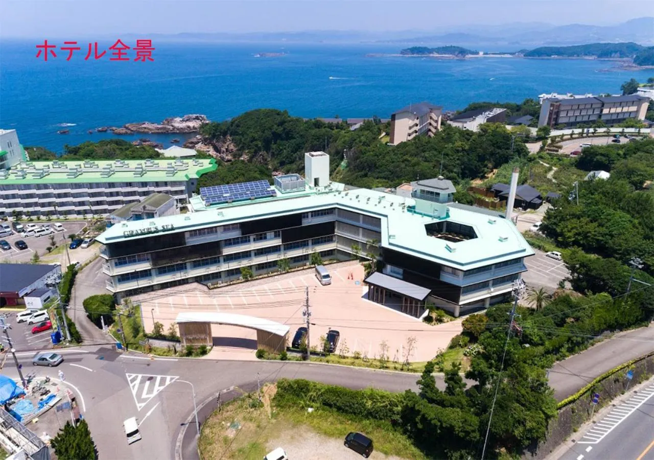 Bird's eye view in Grampus Sea