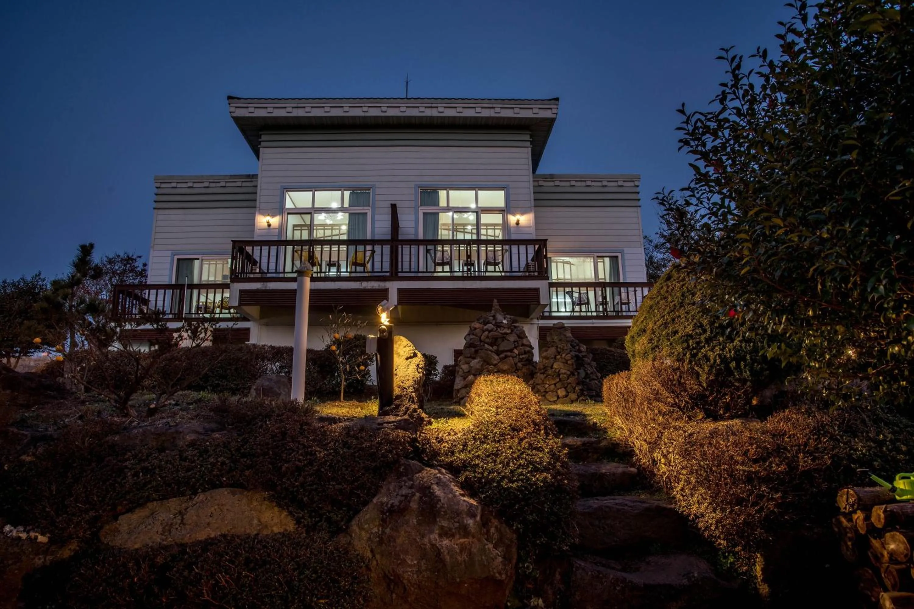 Night in Jeju Nolmung