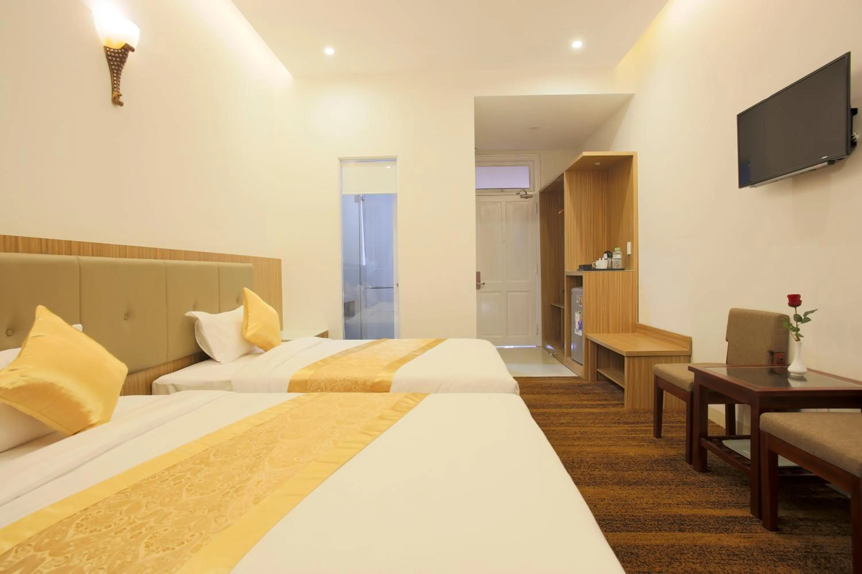 Bed in Red Palace Hotel