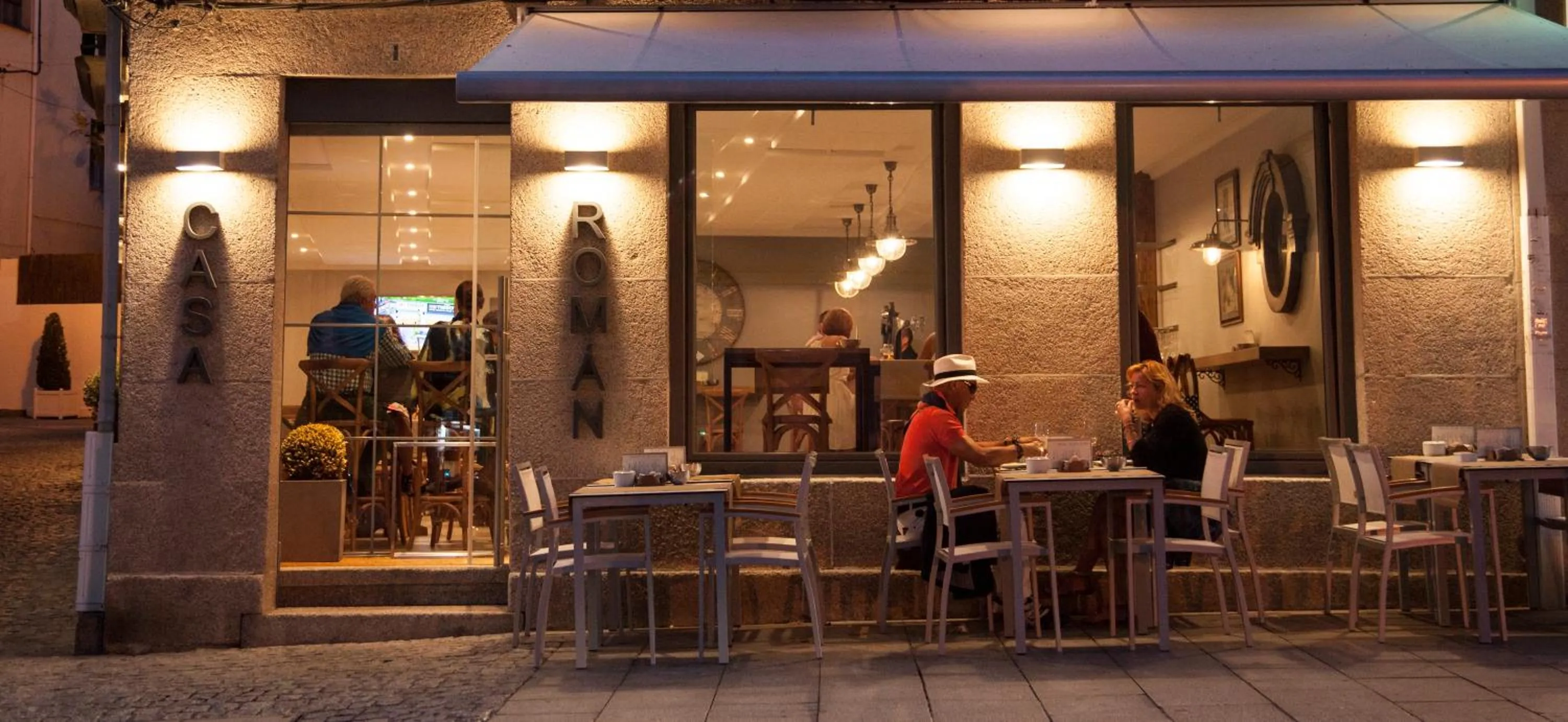 Property building in Hotel Casa Román