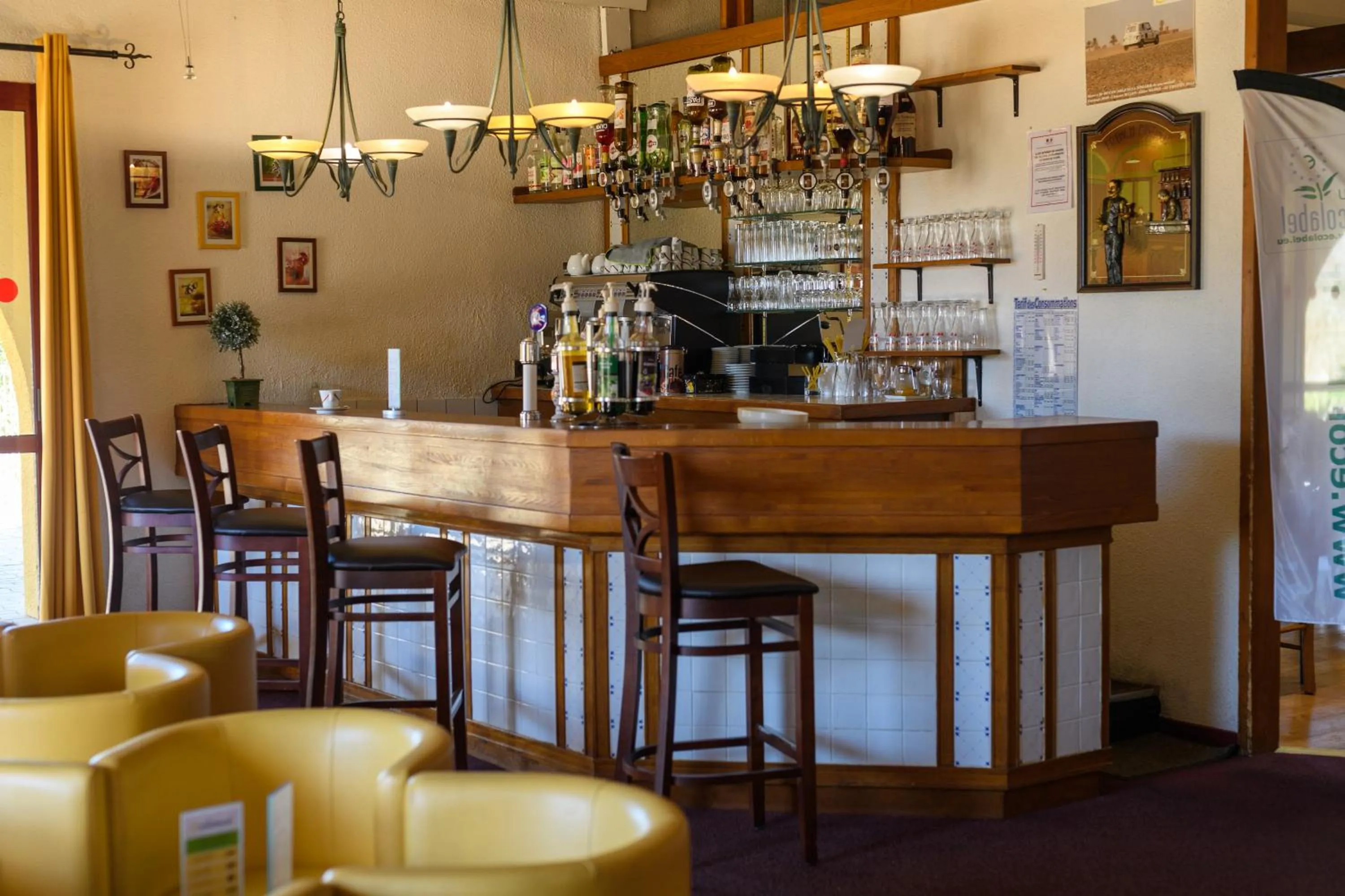 Lobby or reception in Logis Hôtel Restaurant Solenca