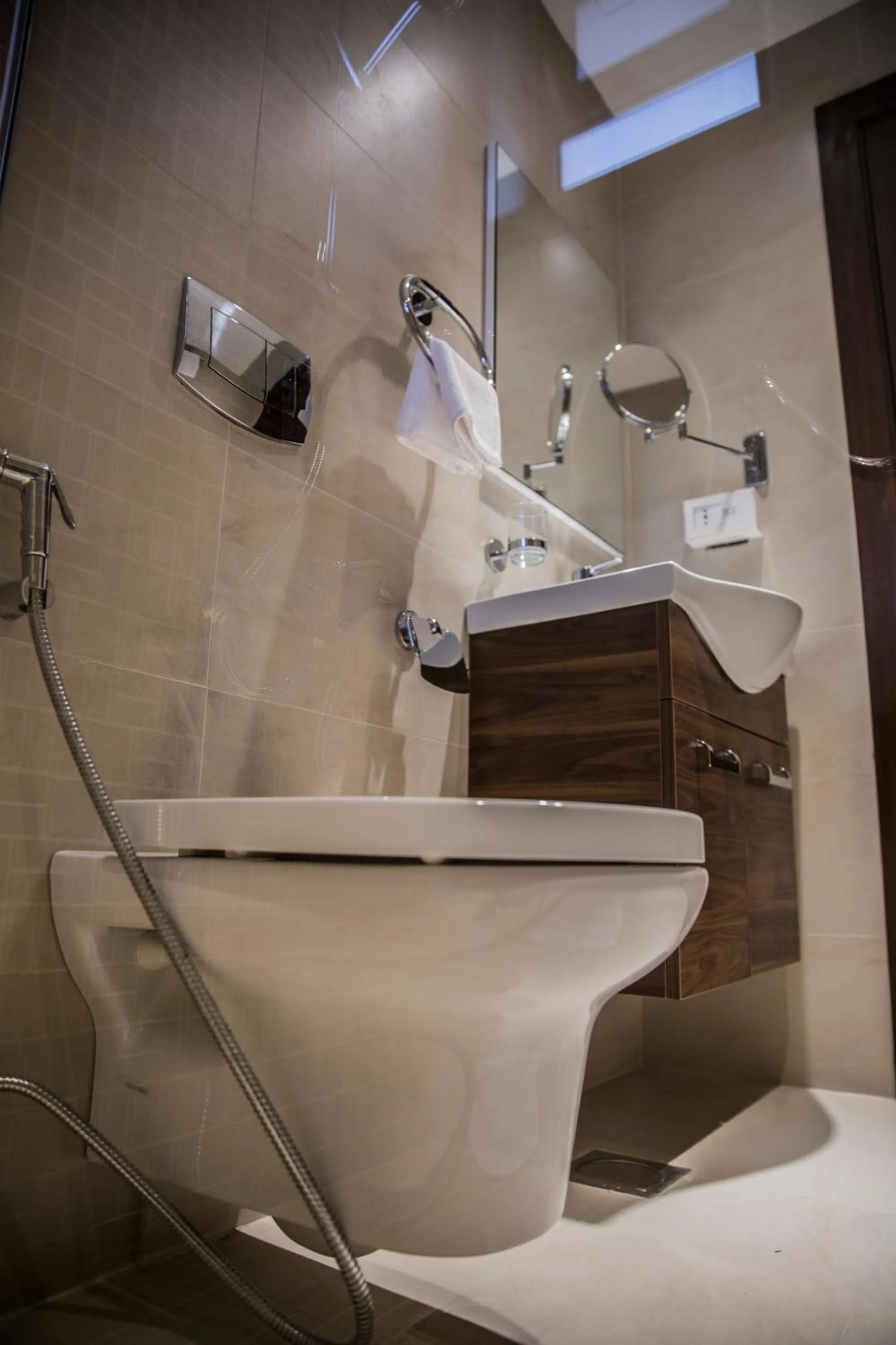 Toilet in Naylover Hotel Suites