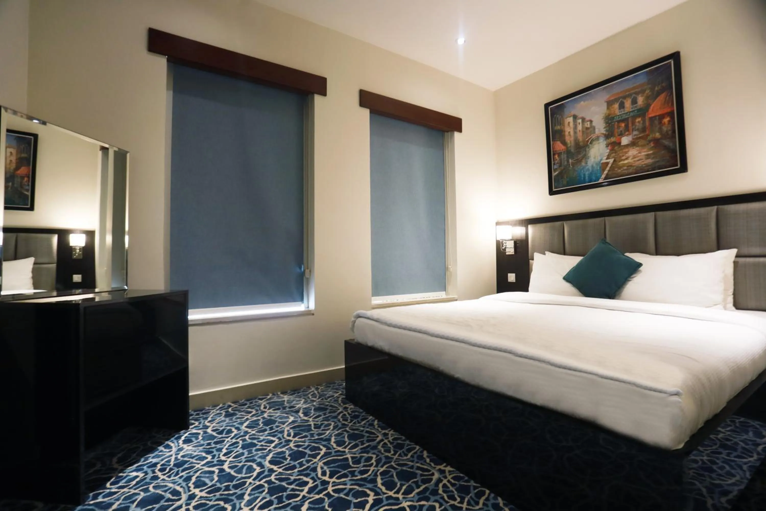 Photo of the whole room, Bed in Naylover Hotel Suites