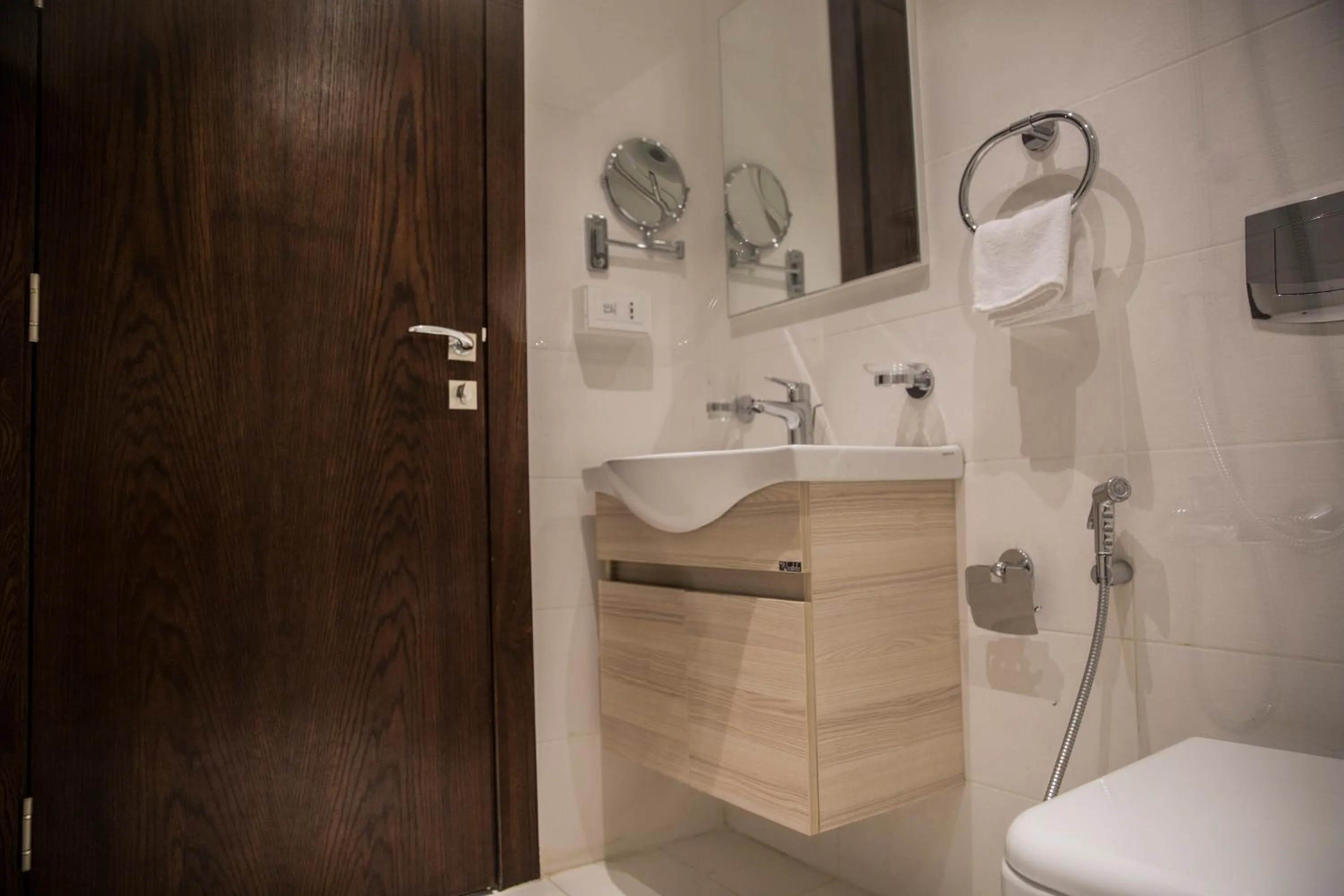Bathroom in Naylover Hotel Suites