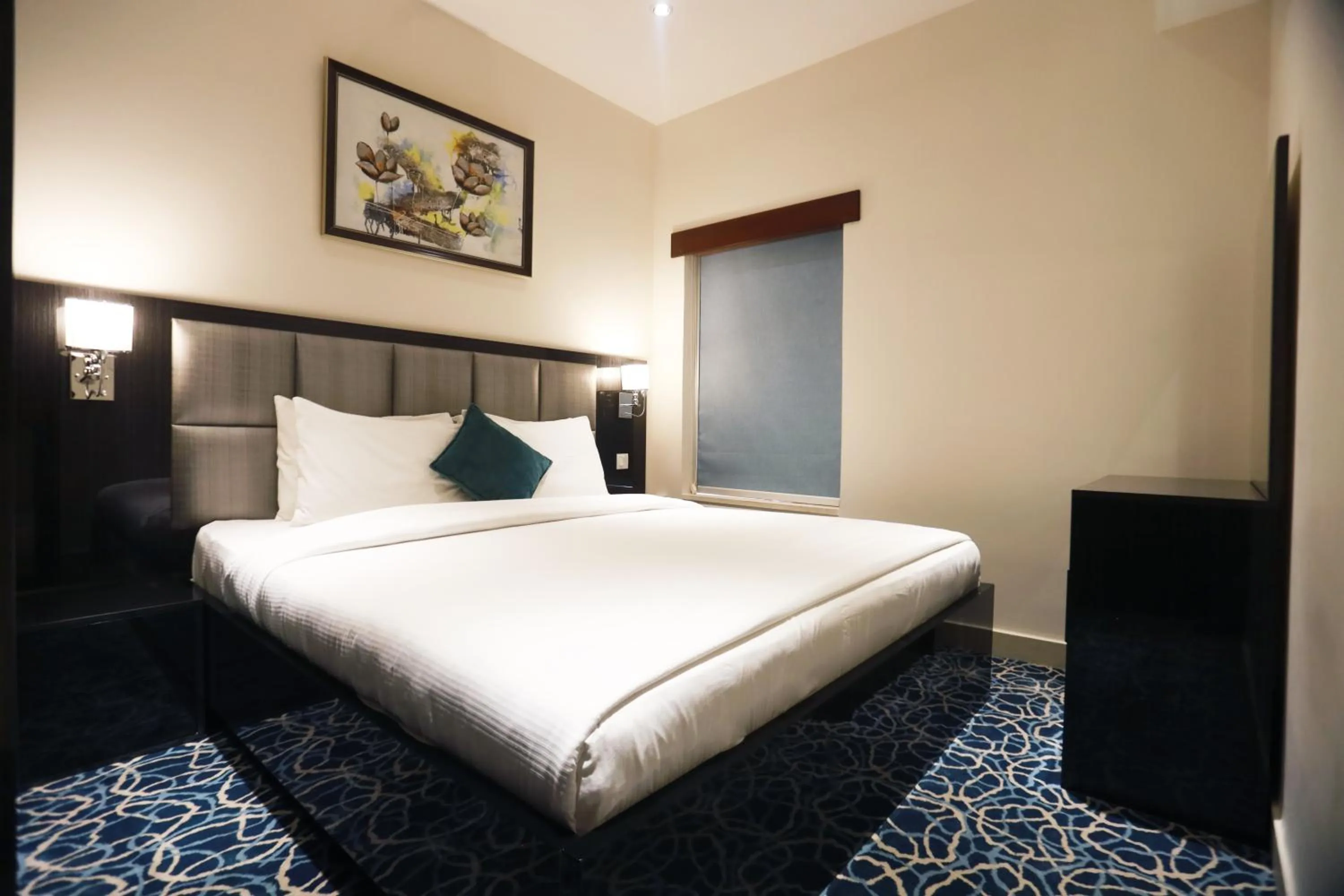 Bedroom, Bed in Naylover Hotel Suites