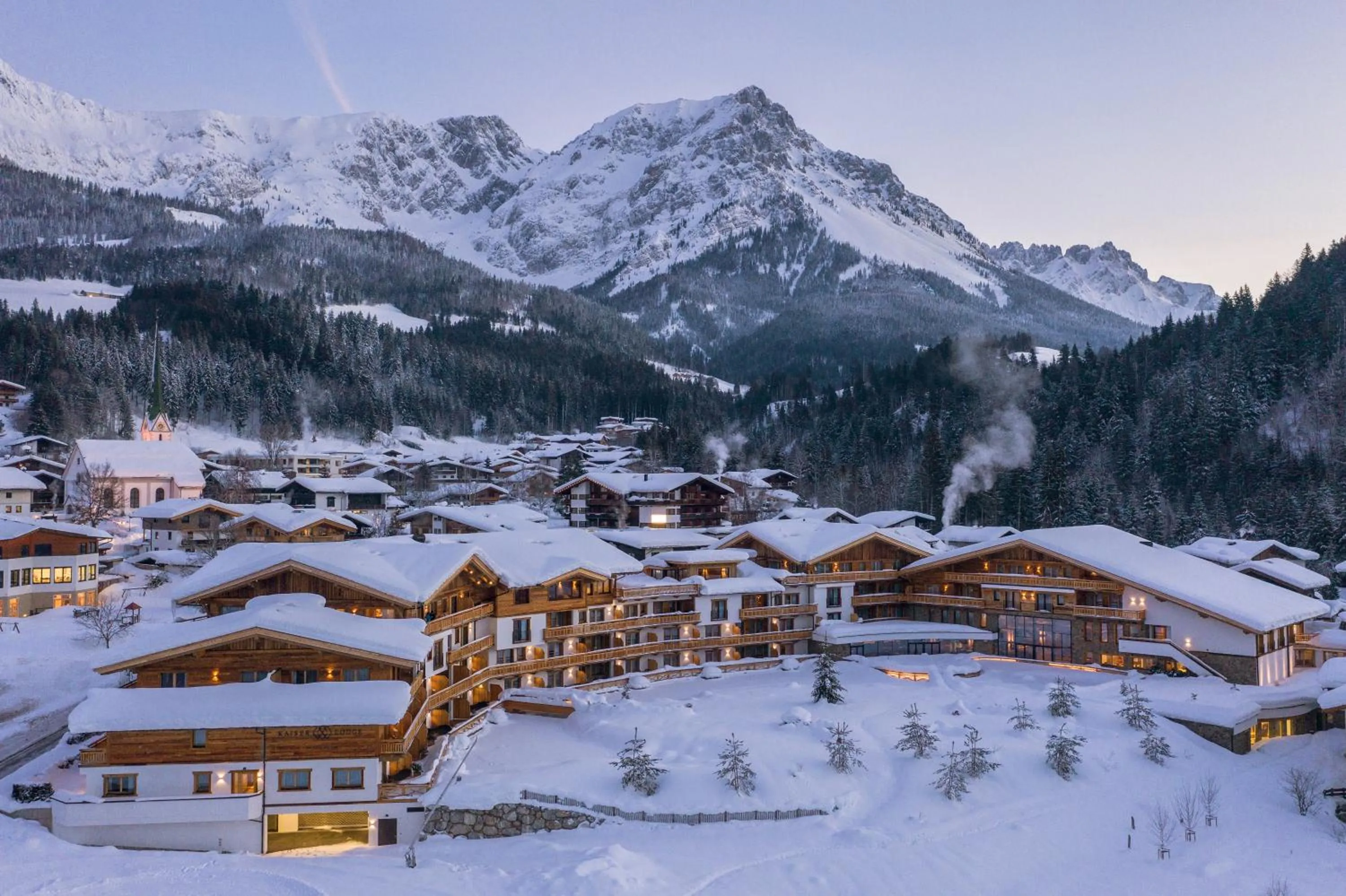 Property building in Kaiserlodge