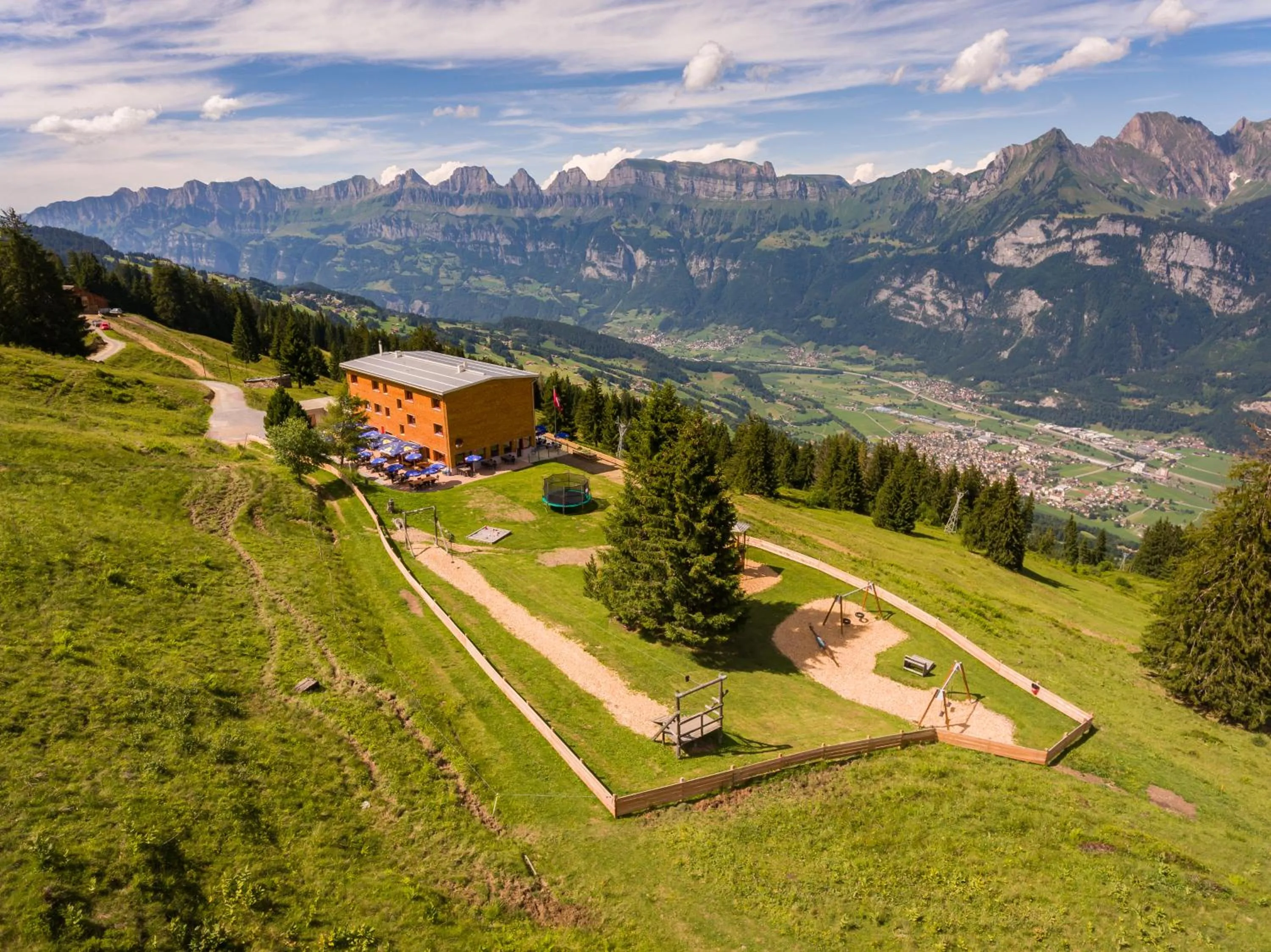 Facade/entrance in Berghotel Schonhalden