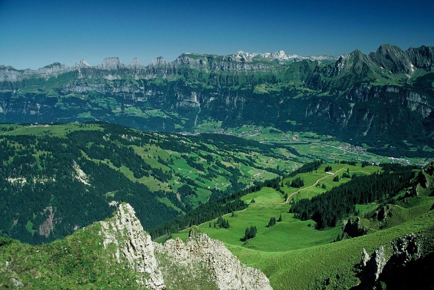 Hiking in Berghotel Schonhalden