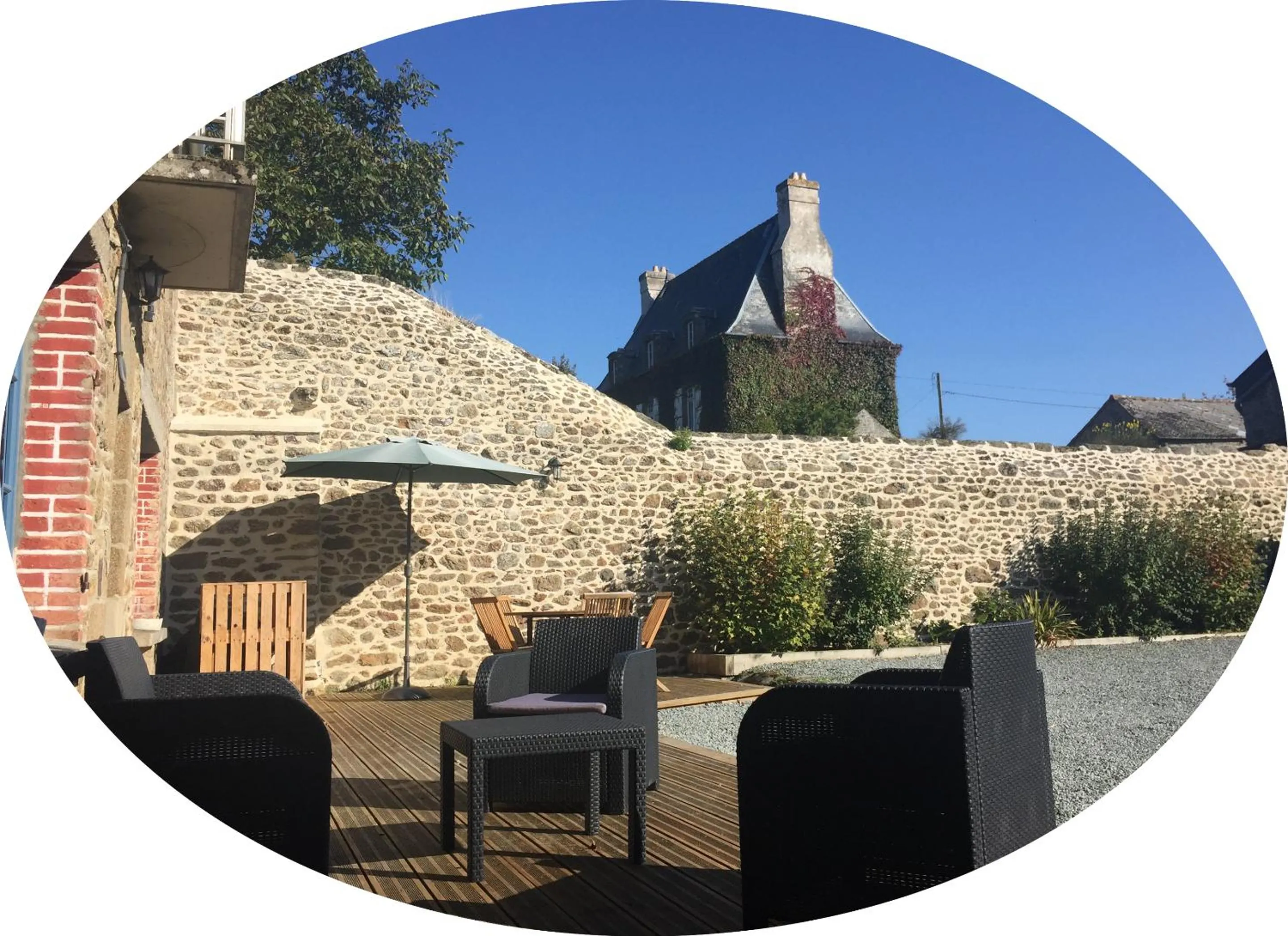 Balcony/Terrace in La Petite Ville Aze