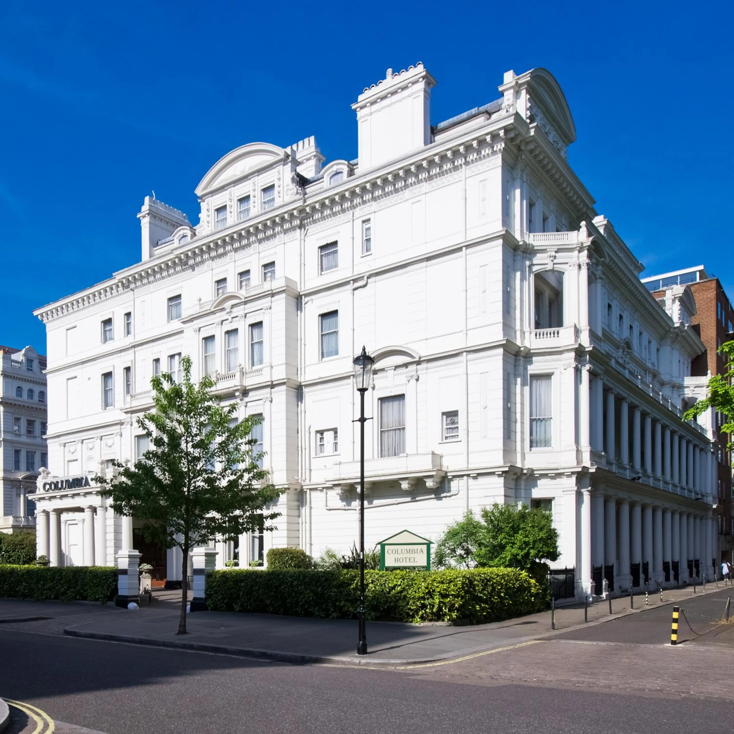 Facade/entrance in The Columbia