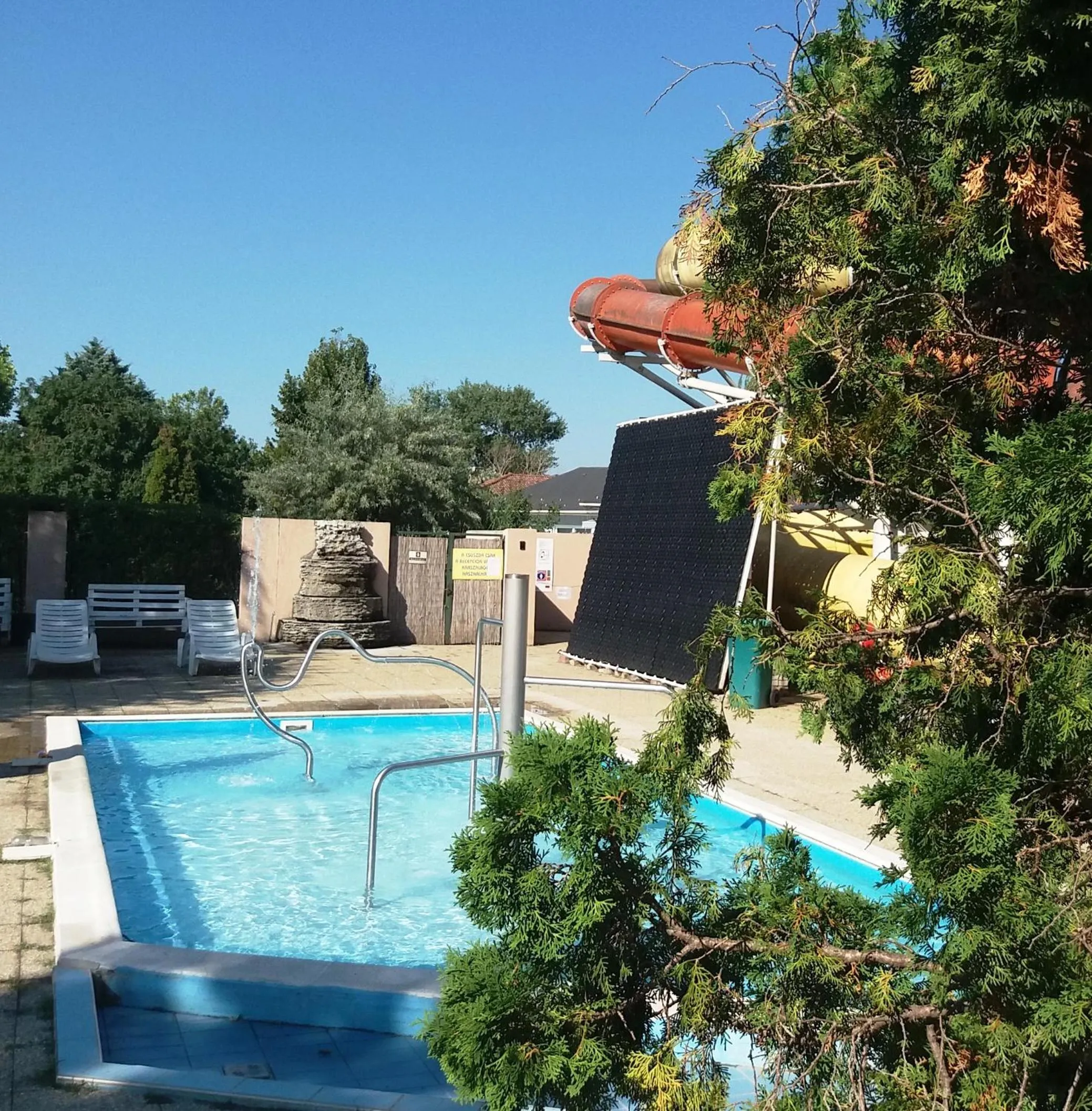 Aqua park in Oázis Wellness Panzio