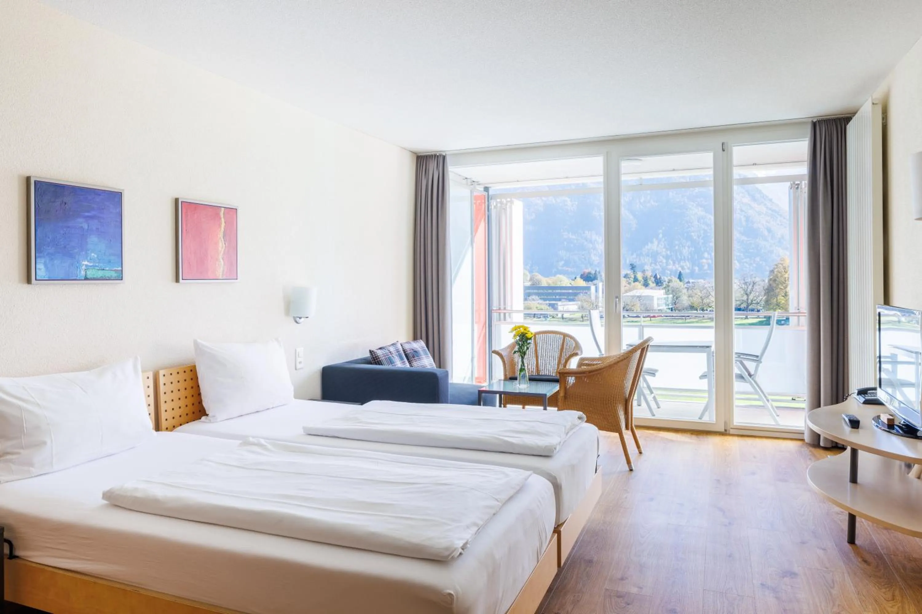 Bedroom, Bed in Hapimag Ferienwohnungen Interlaken
